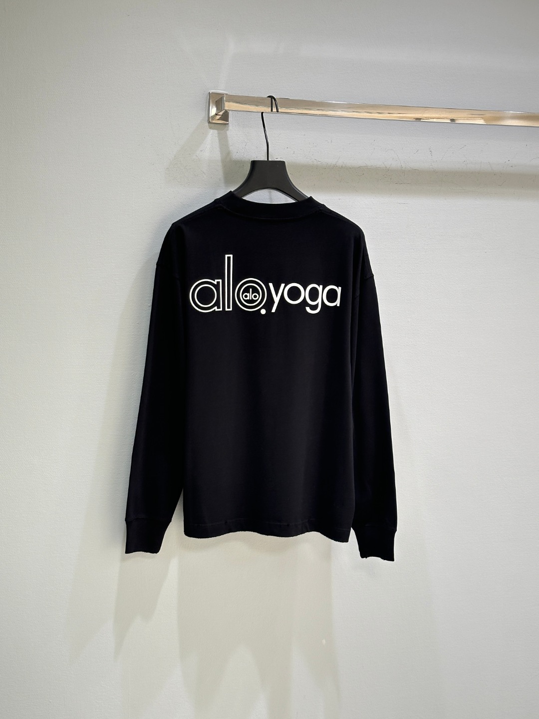 “New Alo Pure Cotton Long Sleeve T-Shirt with Bubble Rubber Logo for Women” - 图片 7