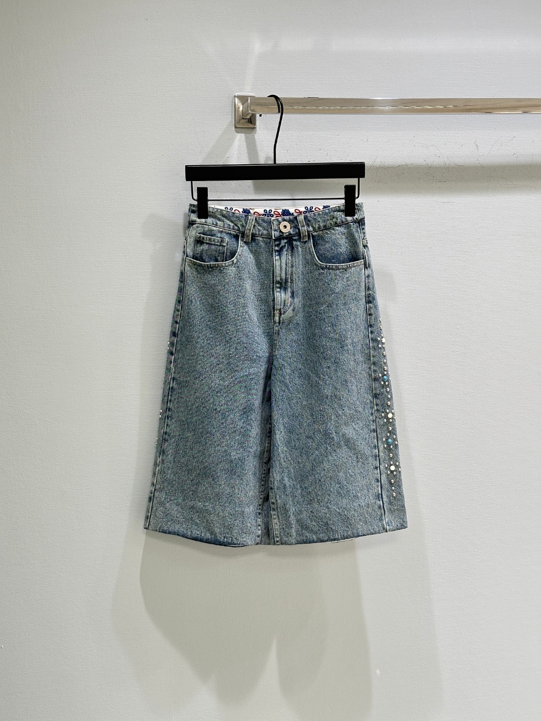 “New SS Cowboy Shorts Suit with Classic Fashion Monographs – White Blue SML”
