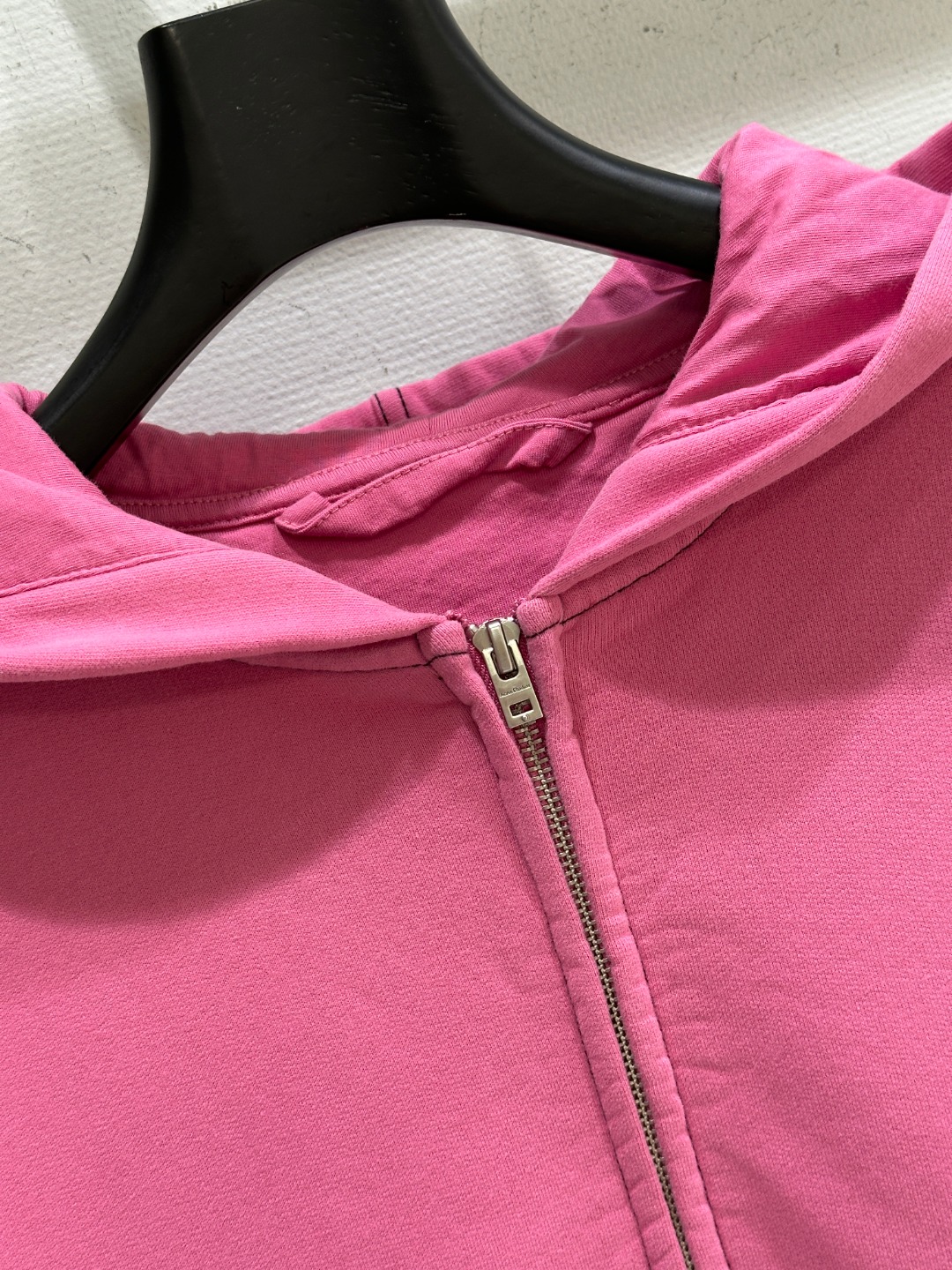 Acne Studios Women’s Hooded Zipper Suit in Soft Cotton – New Single-Size Female Suit with Kangaroo Pockets - 图片 3