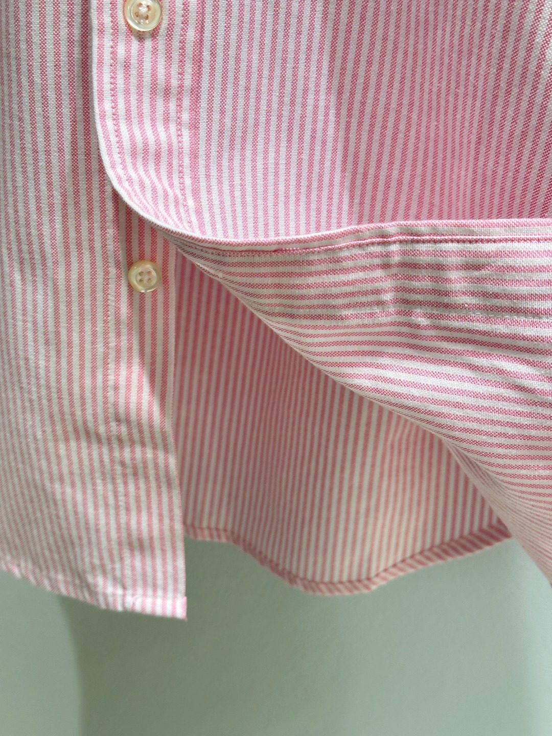 “Original Hard-Core Female Suit with Broad Neck Blouse and Microtransforming Designs” - 图片 6