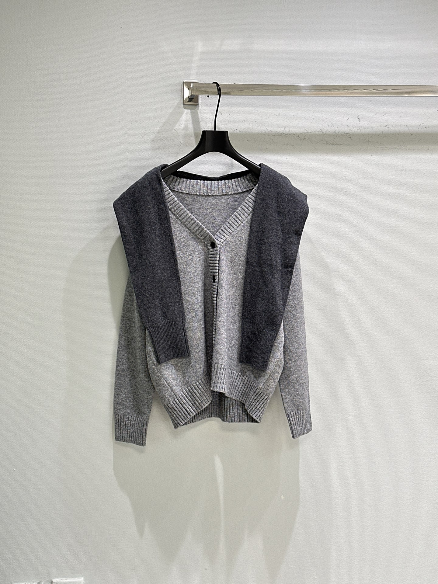 _dp-9sHH-DzqLK-UksW2OVdoNUf8GY2V5jT7Bu9Q