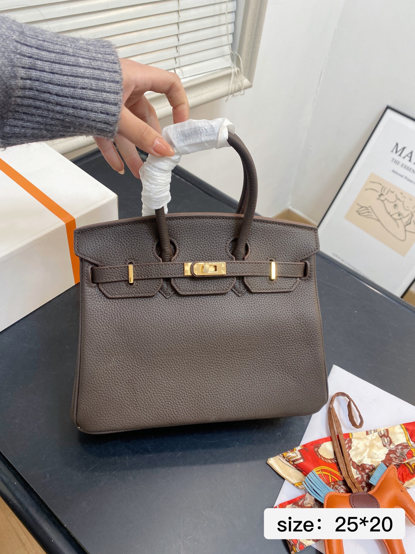 _dvw9smP2bwwkeztSFGYmqZ209jiUchYa-sF63iw