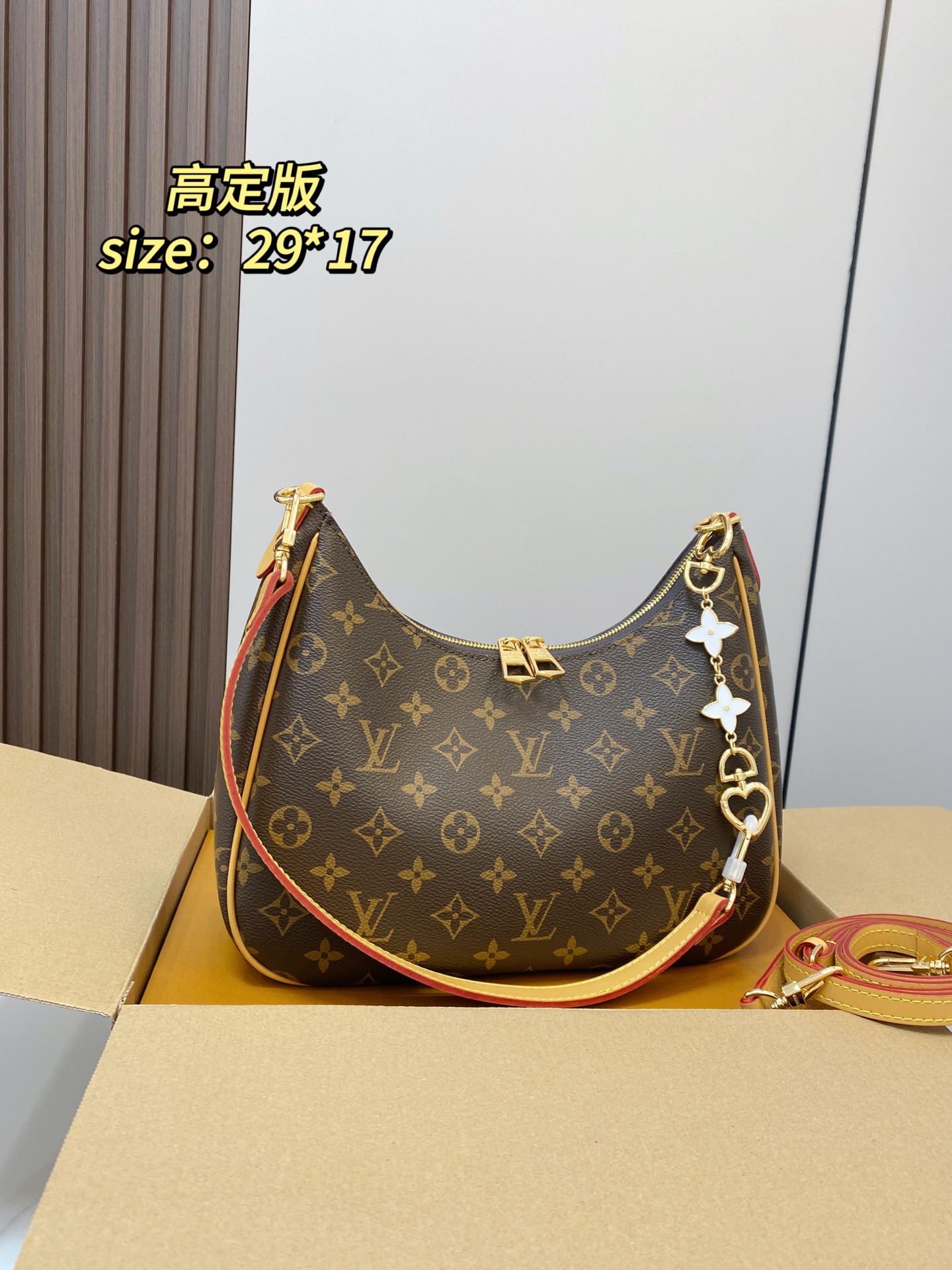 🅿️195 With Folding Box Airplane Case Chip Version ¥ | Size 29 17 | Lv Croissant Super Comfortable And Good-looking, Really Easy To Carry, Can Be Matched With Any Style, The Fabric Of The Croissant Counter That Is So Popular That It Cannot Be More Popular, Very High-end | 5688
