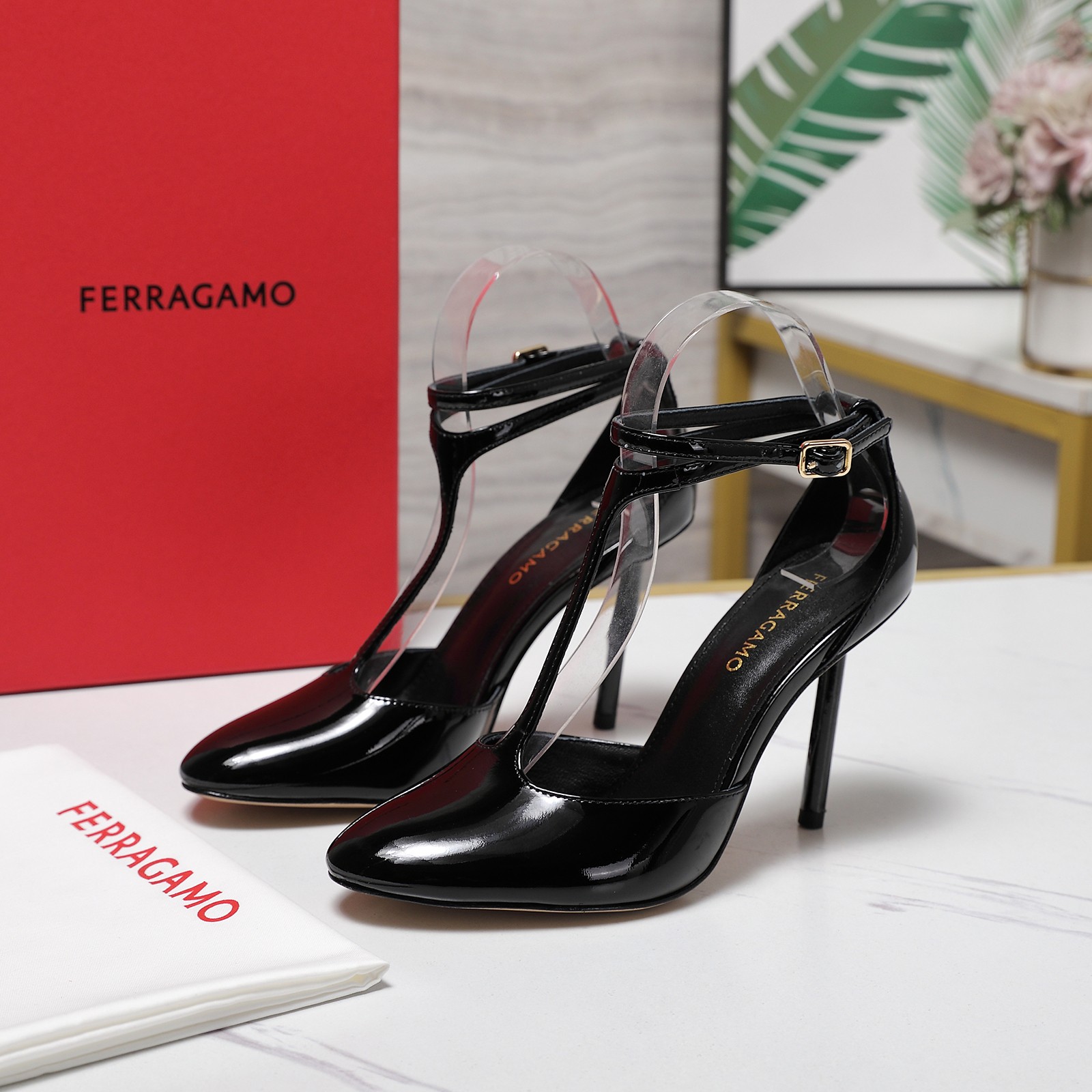Ferragamo women's shoes FERRAGAMO 26 ！ ！ （ z 、 、 、 、 ）
