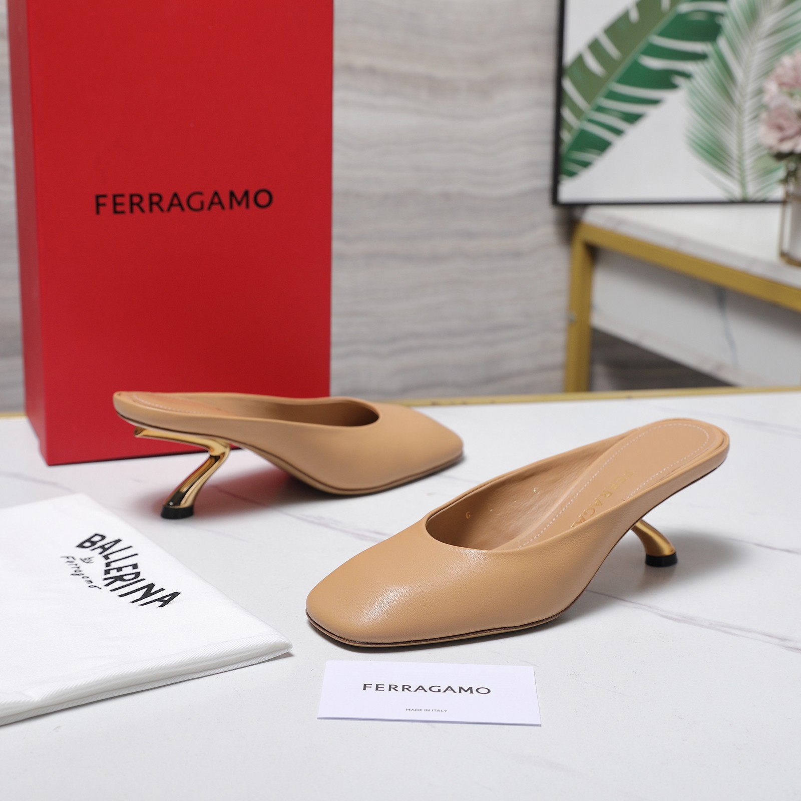 Ferragamo women's shoes Top version — photo 3