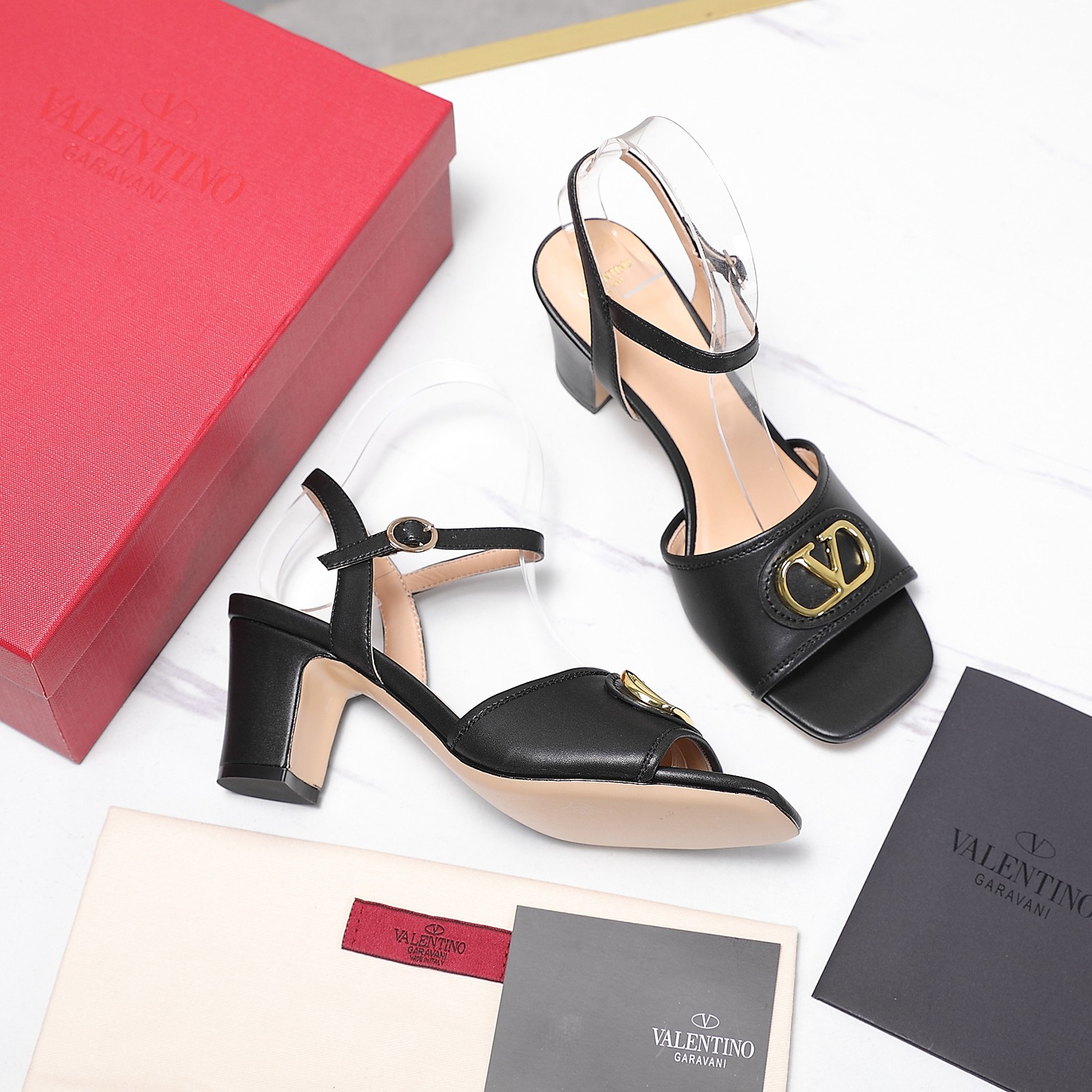 Valentino Slides