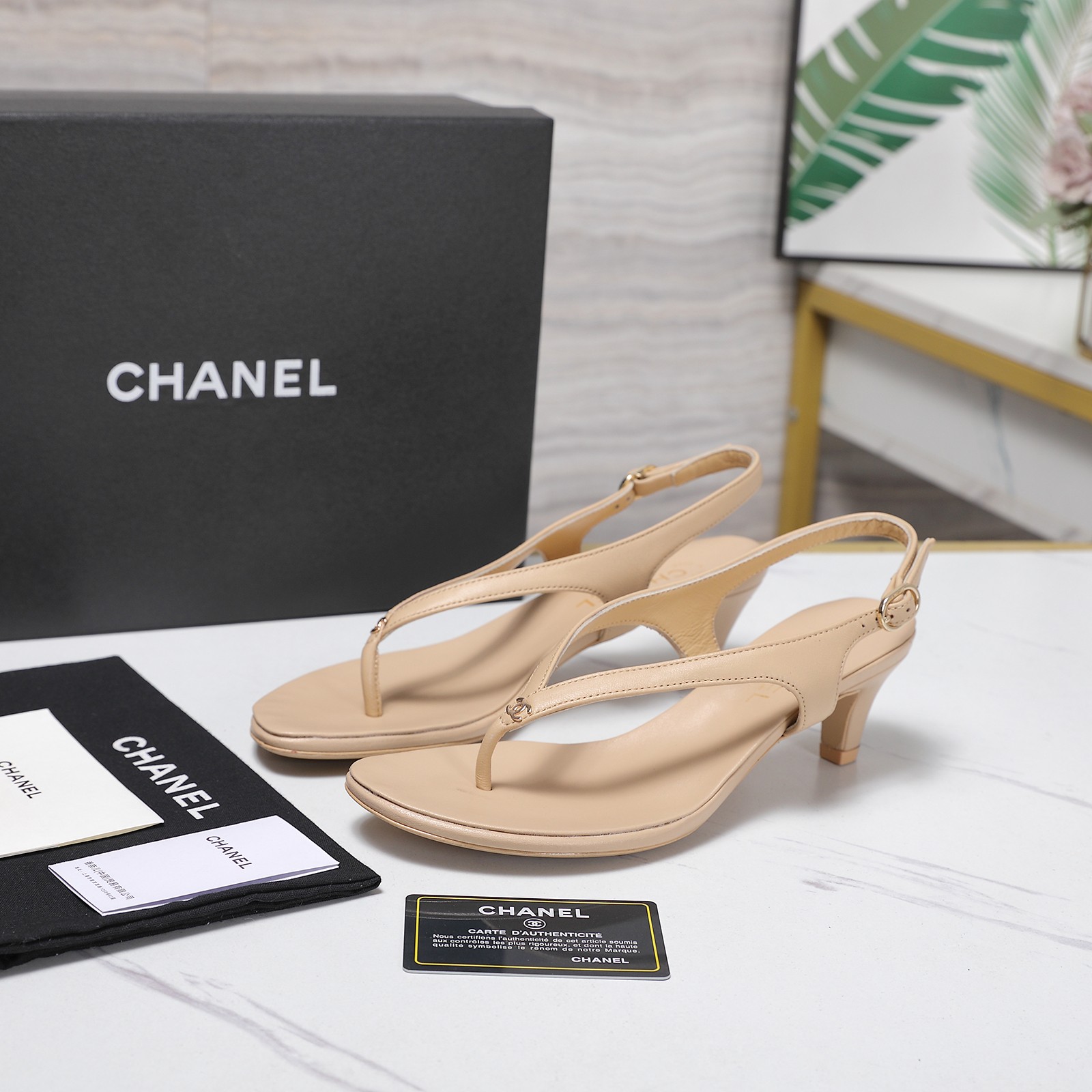 Chanel Slides