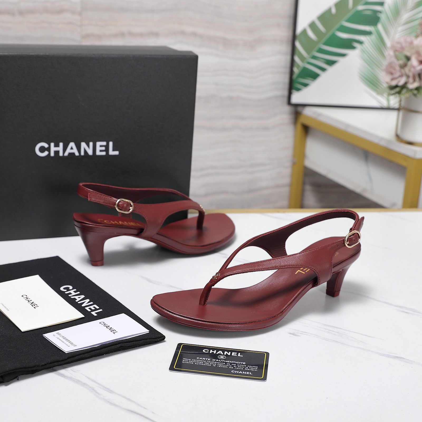 Chanel Slides