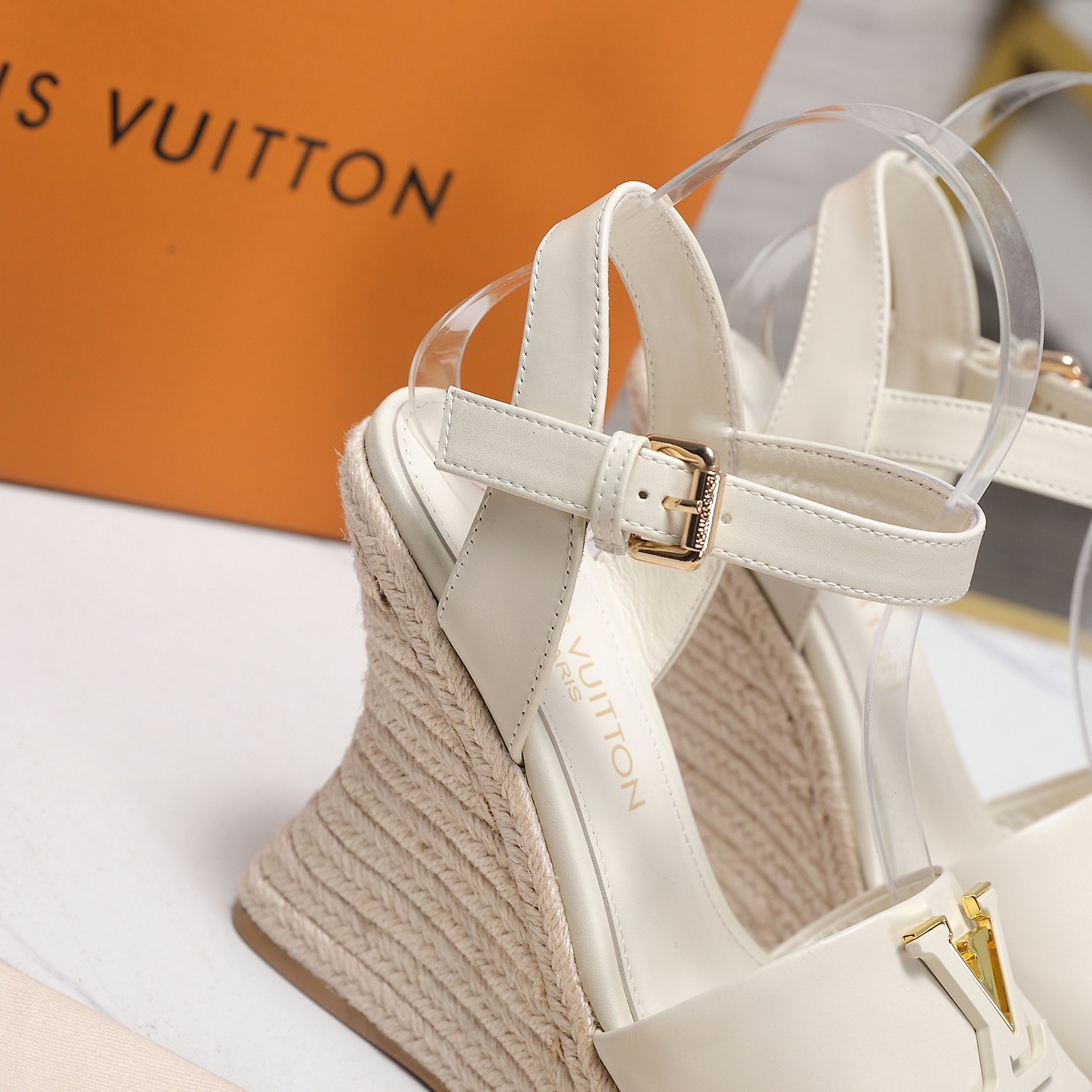 Louis Vuitton Sandals