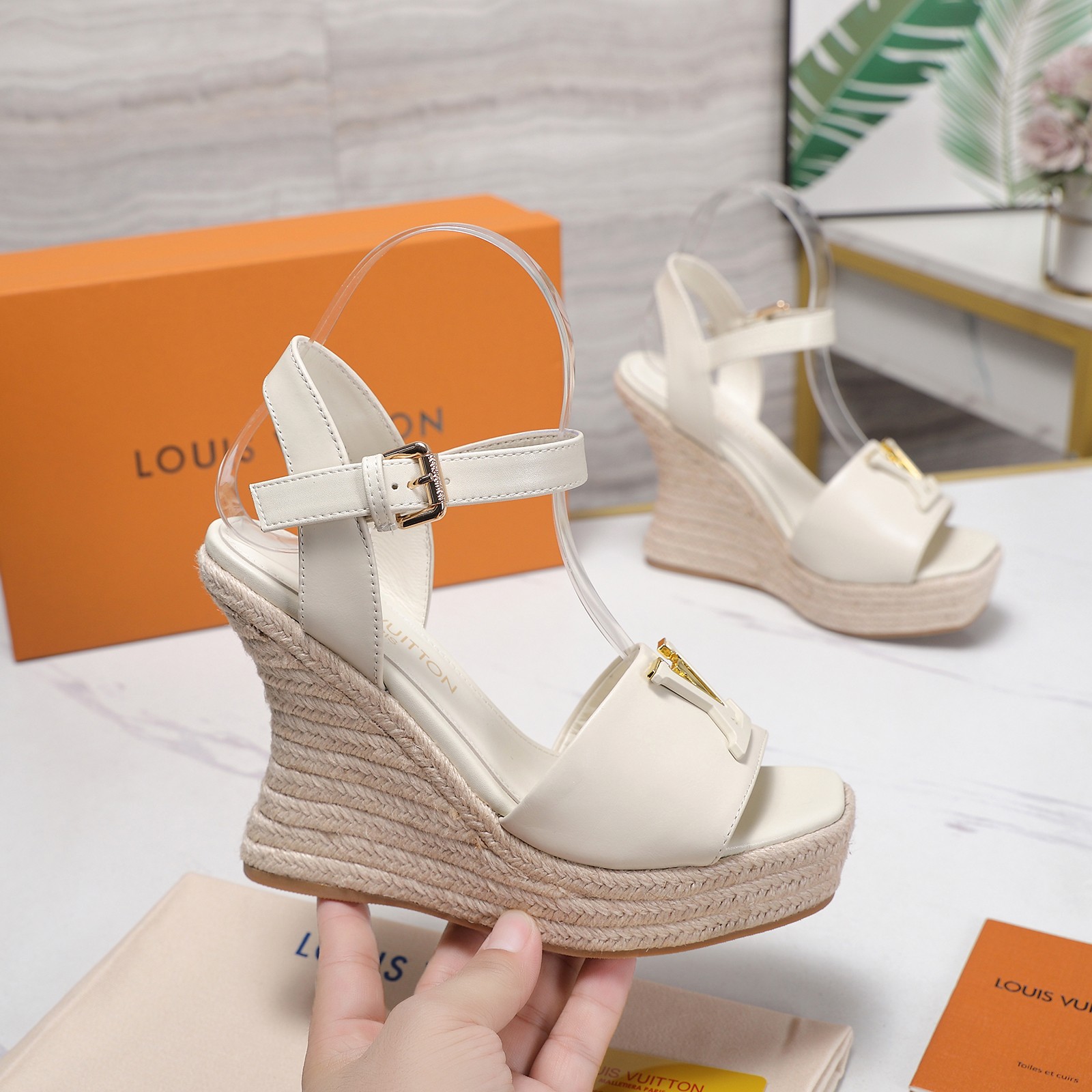 Louis Vuitton Sandals