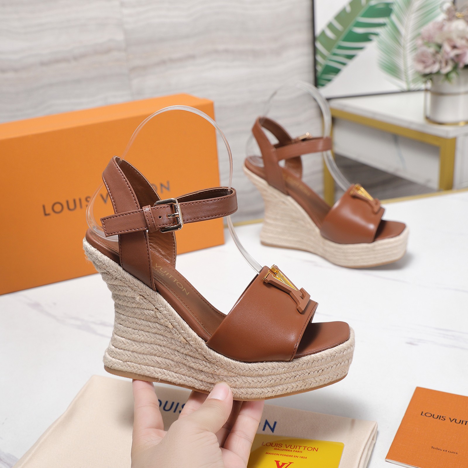 Louis Vuitton Sandals