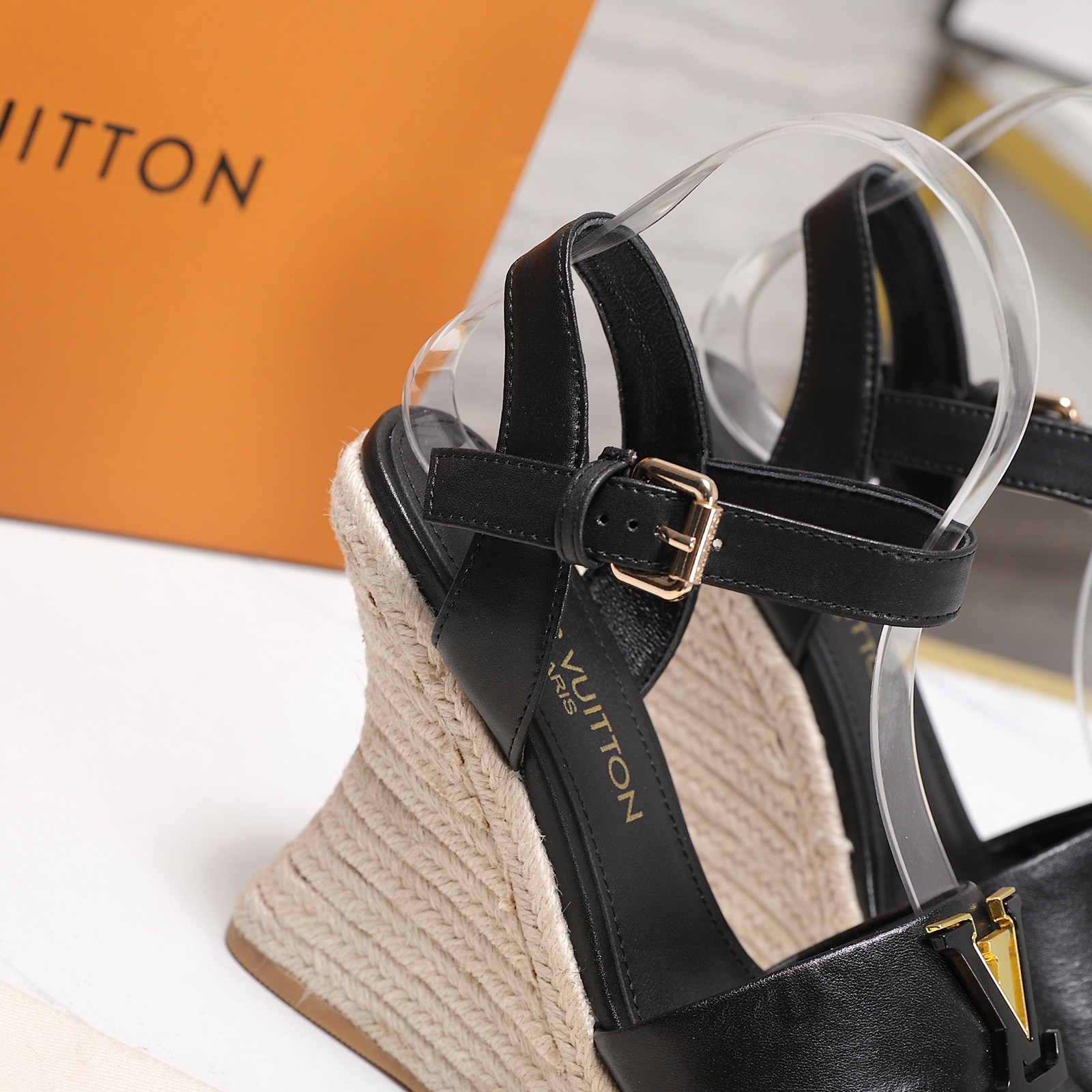 Louis Vuitton Sandals