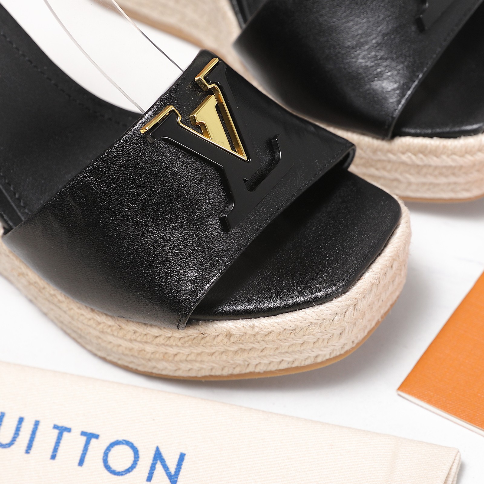 Louis Vuitton Sandals