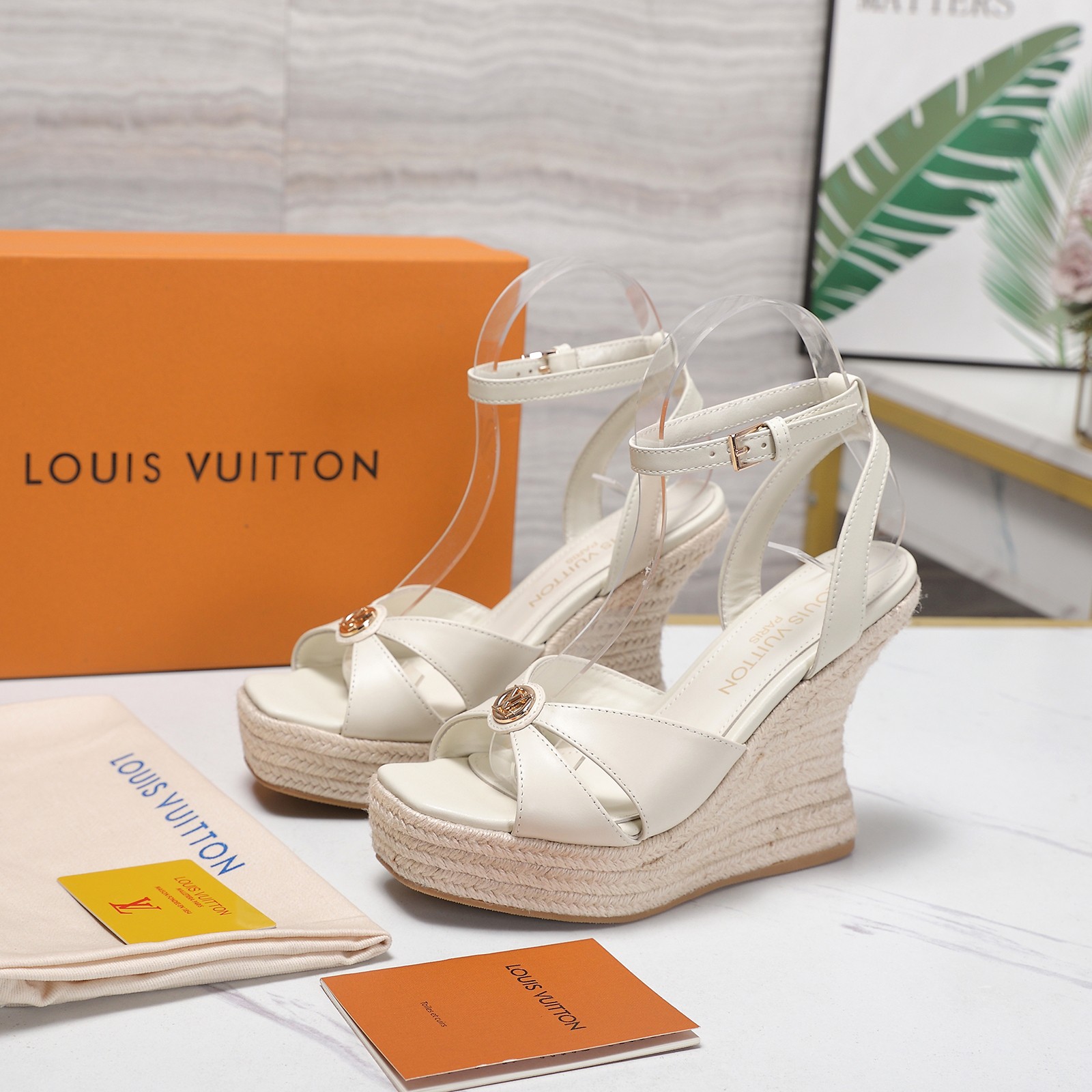 Louis Vuitton Sandals