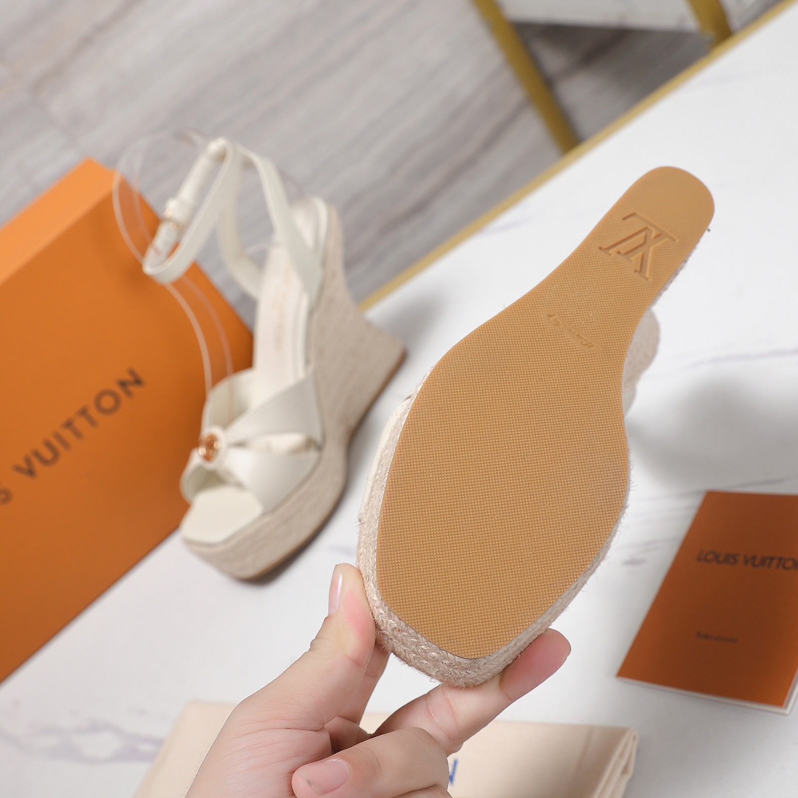 Louis Vuitton Sandals