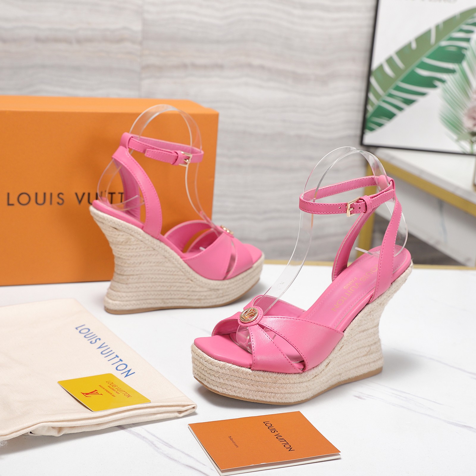 Louis Vuitton Sandals