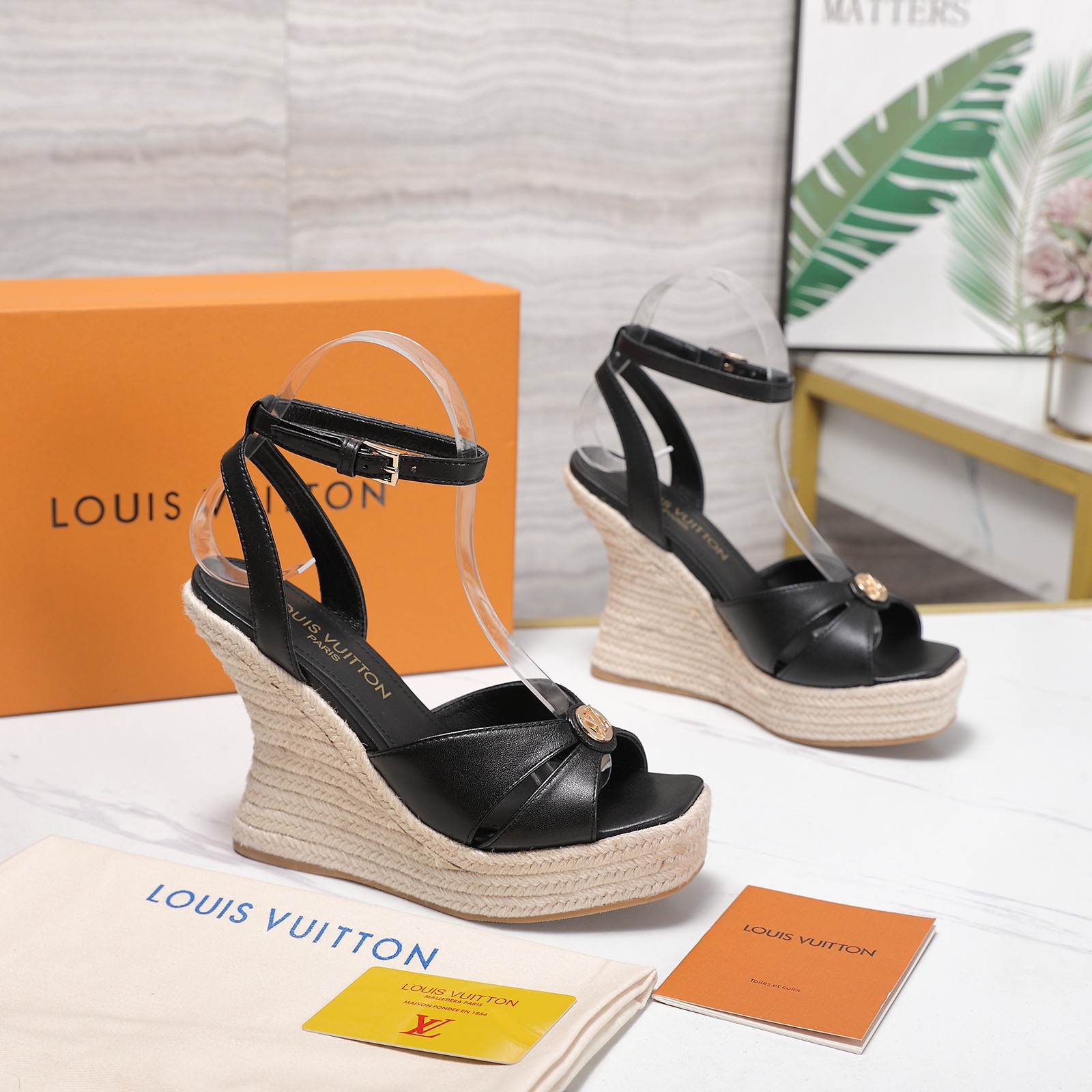 Louis Vuitton Sandals