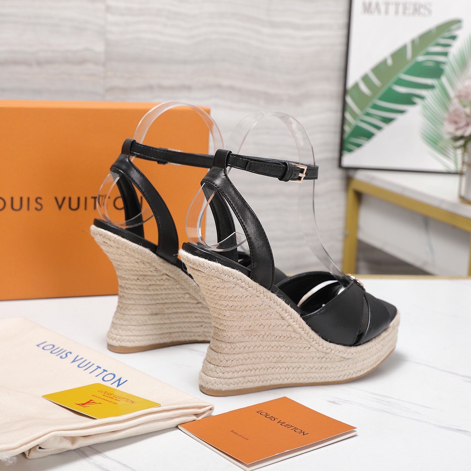 Louis Vuitton Sandals