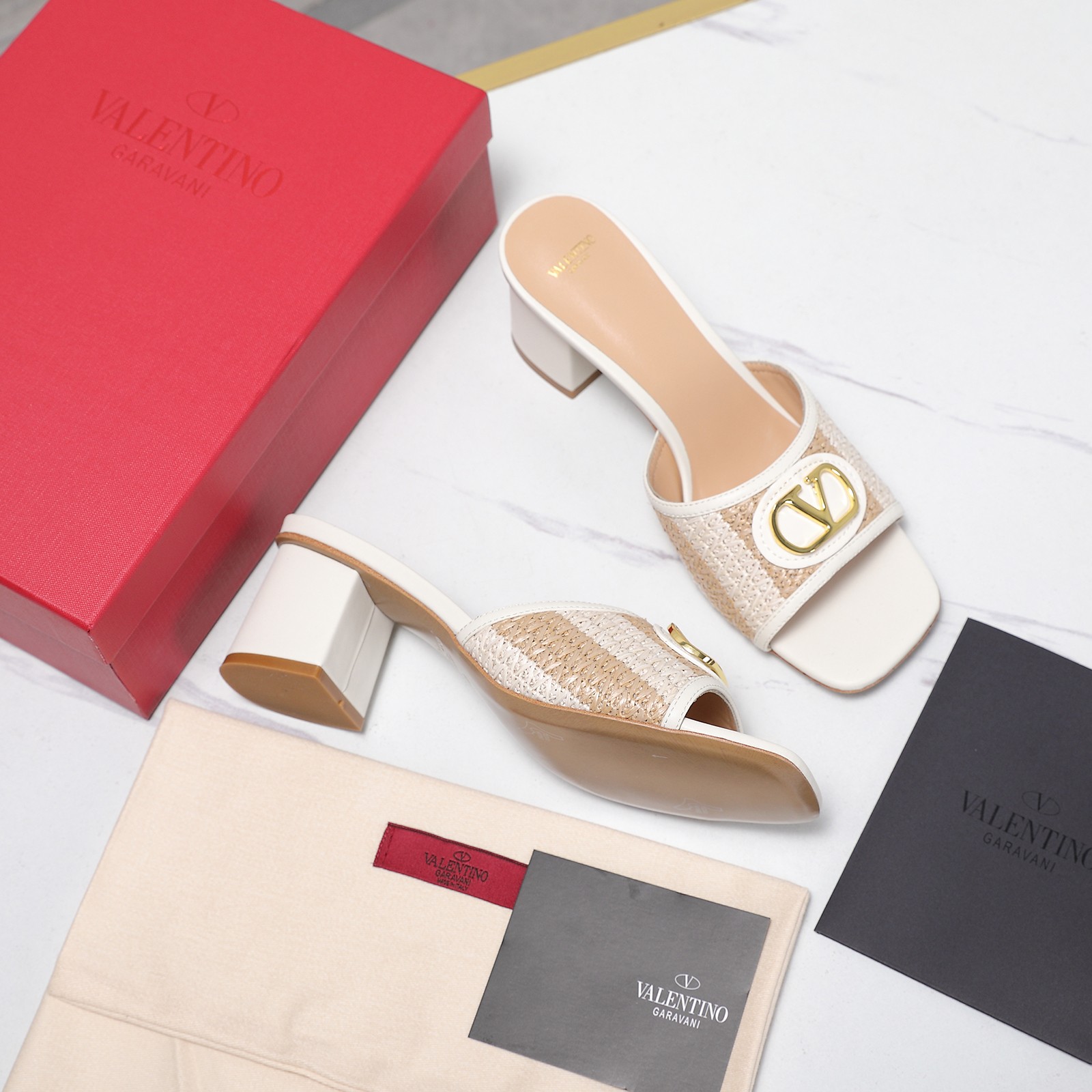 Valentino Slides