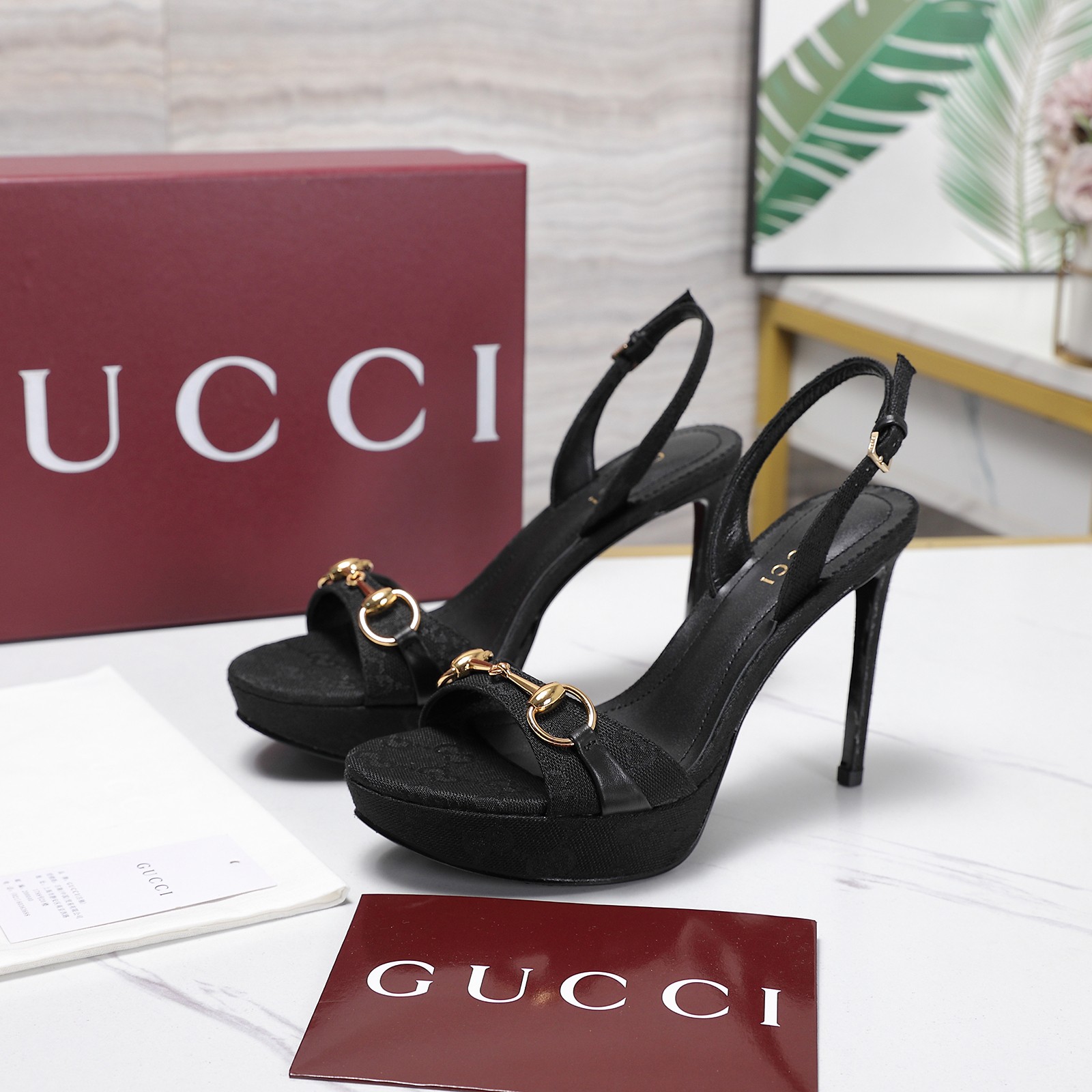 Gucci Sandals