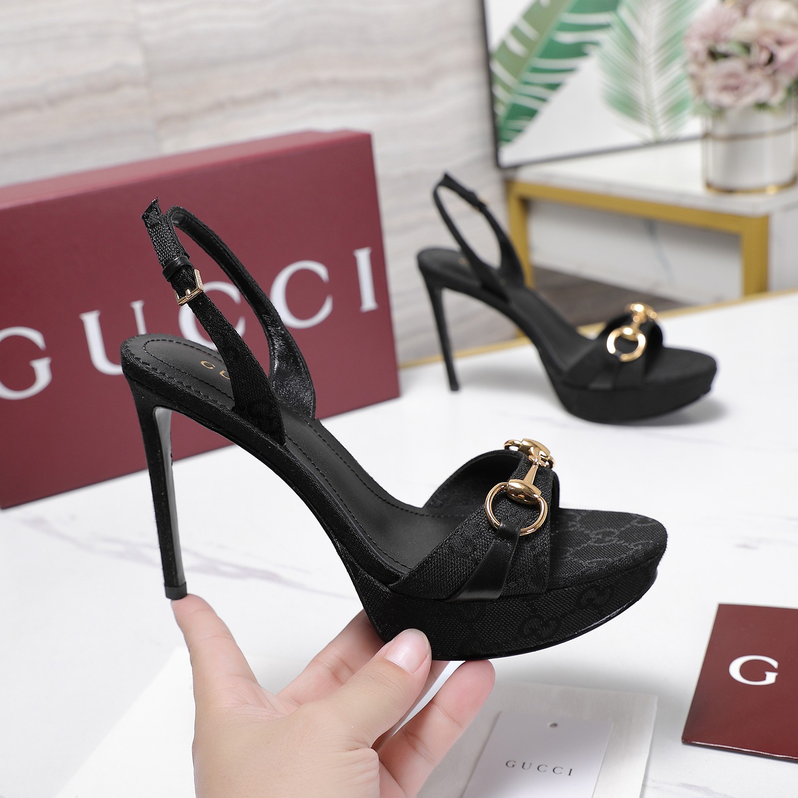Gucci Sandals