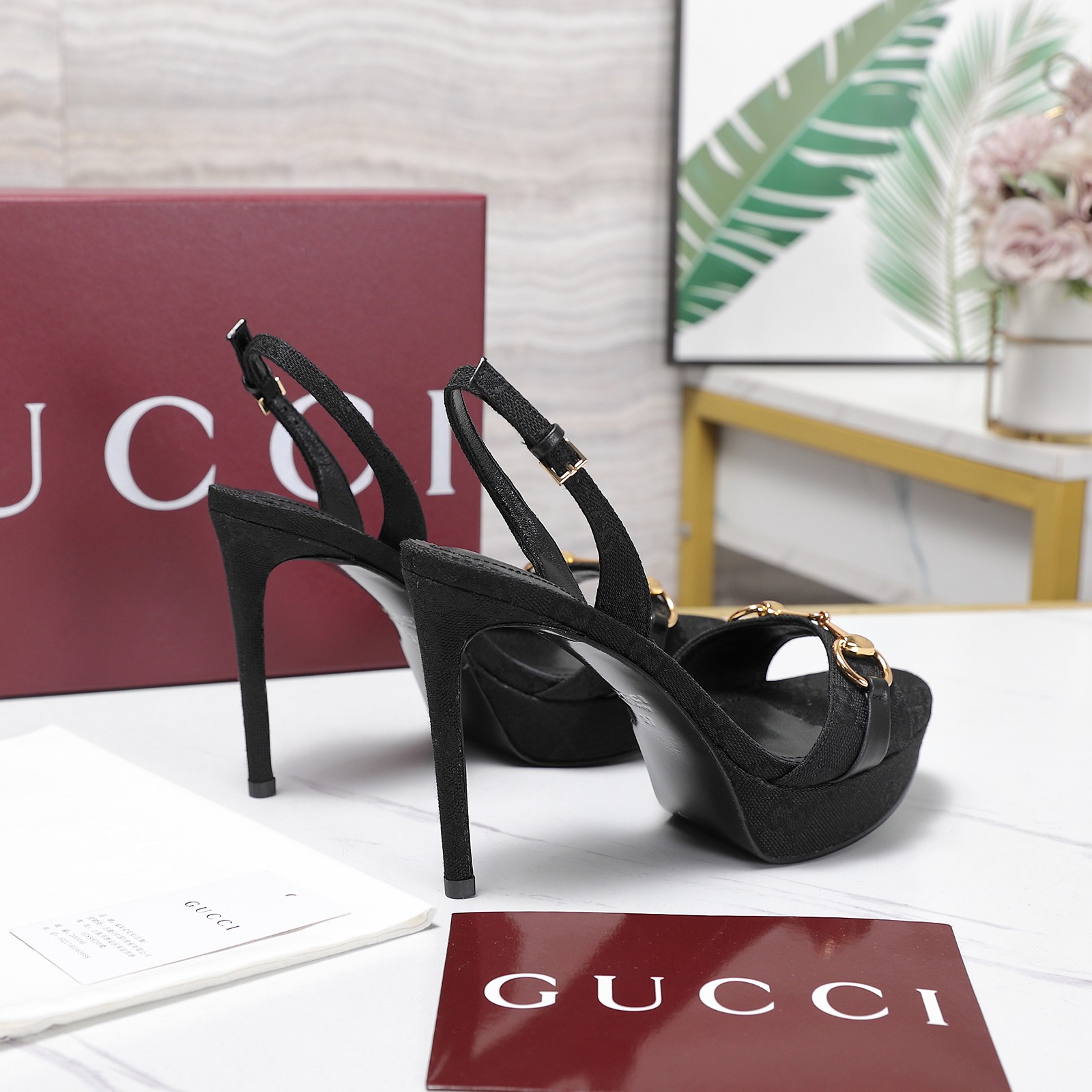 Gucci Sandals