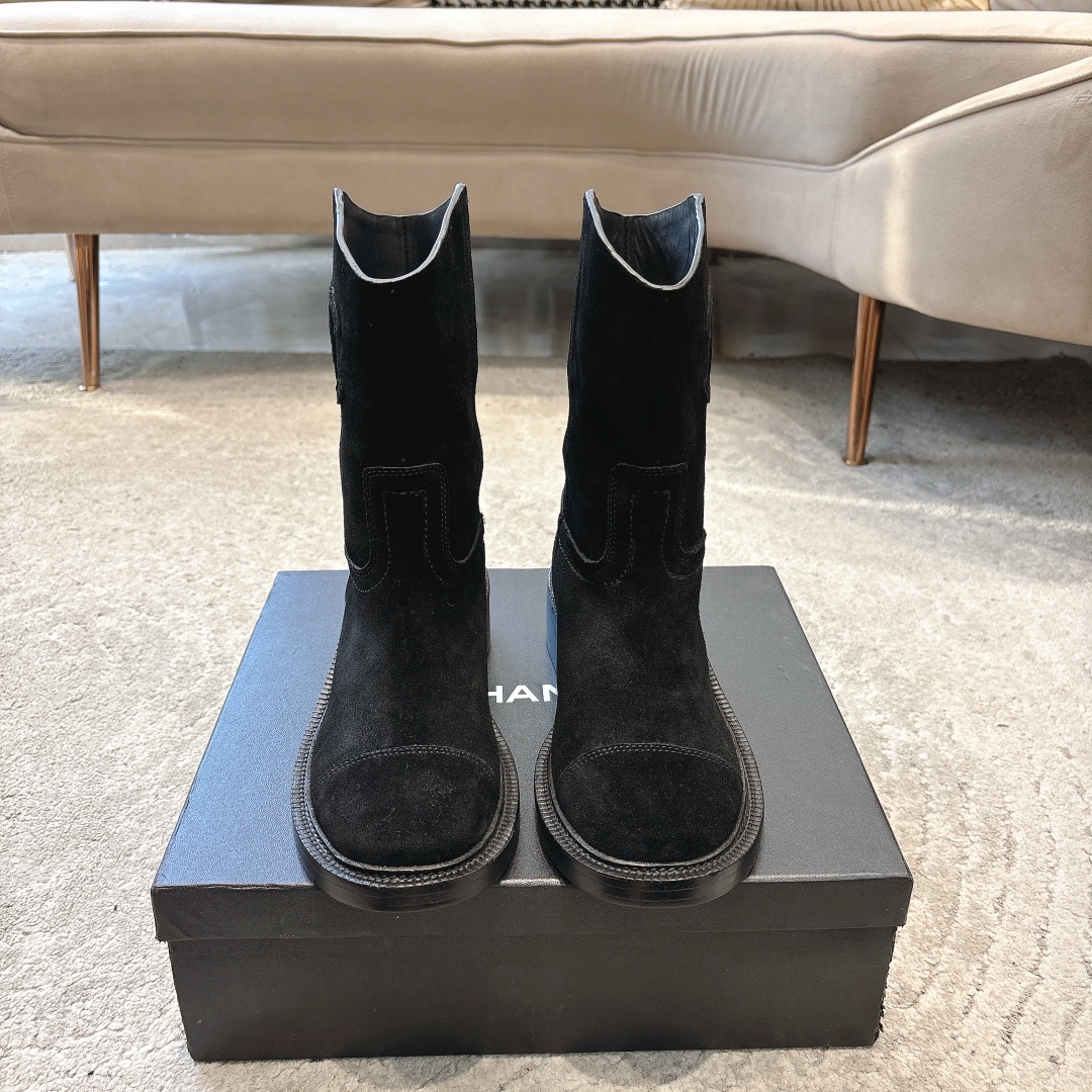 CHANEL 秋冬モデル レディースブーツ スリッポン ストレートブーツ 乗馬ブーツ イタリア製本革アウトソール