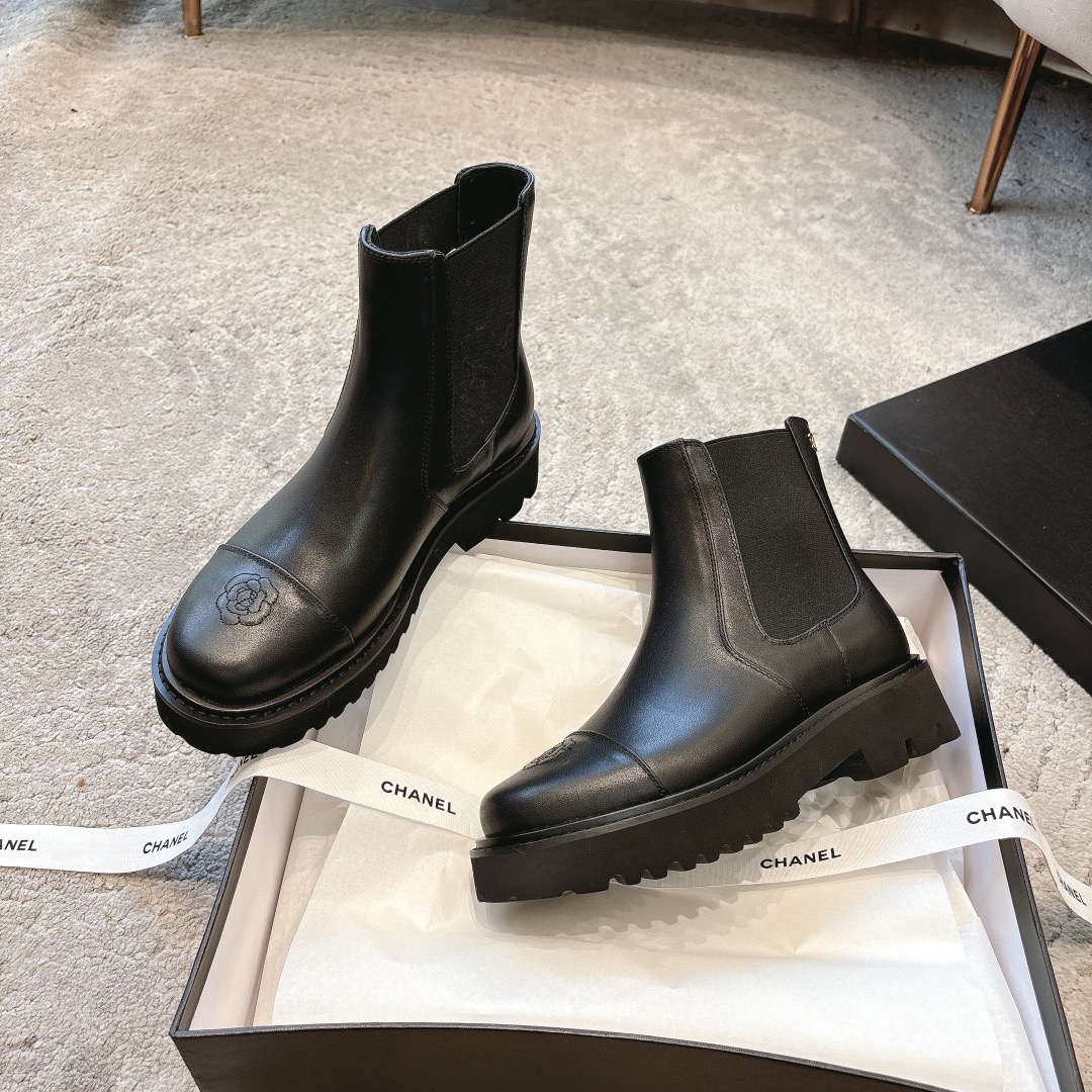 Chanel Luxury Footwear Collection 4