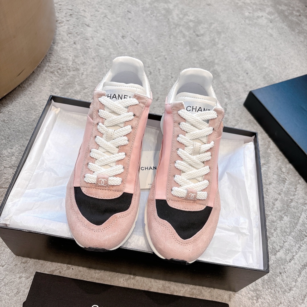Кроссовки CHANEL повседневные, синхронный выпуск с официальным сайтом, стиль casual sport, матовая кожа
