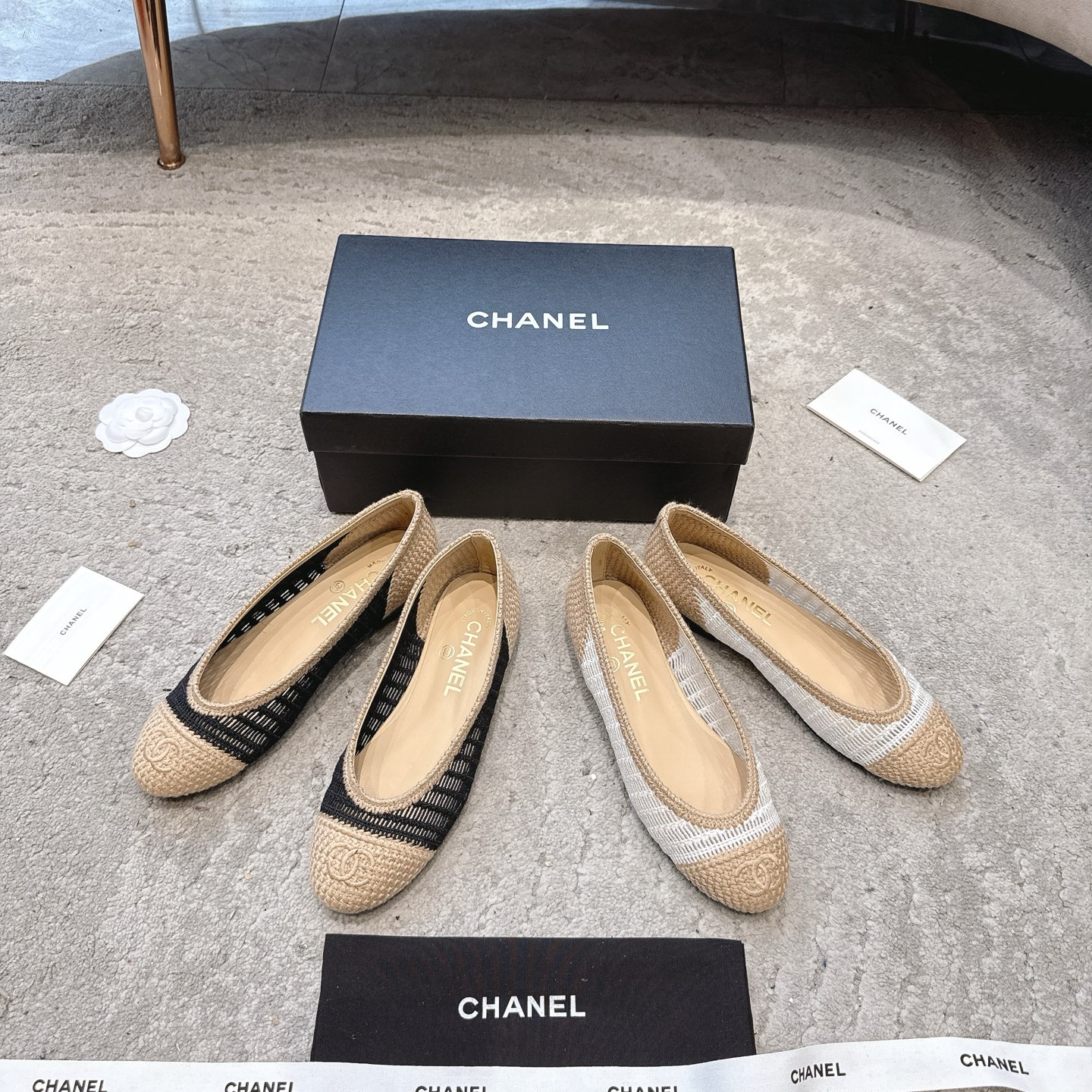 CHANEL クラシックバレエシューズ スターエナメルレザートゥ+輸入ファインベルベット イタリア製本革底