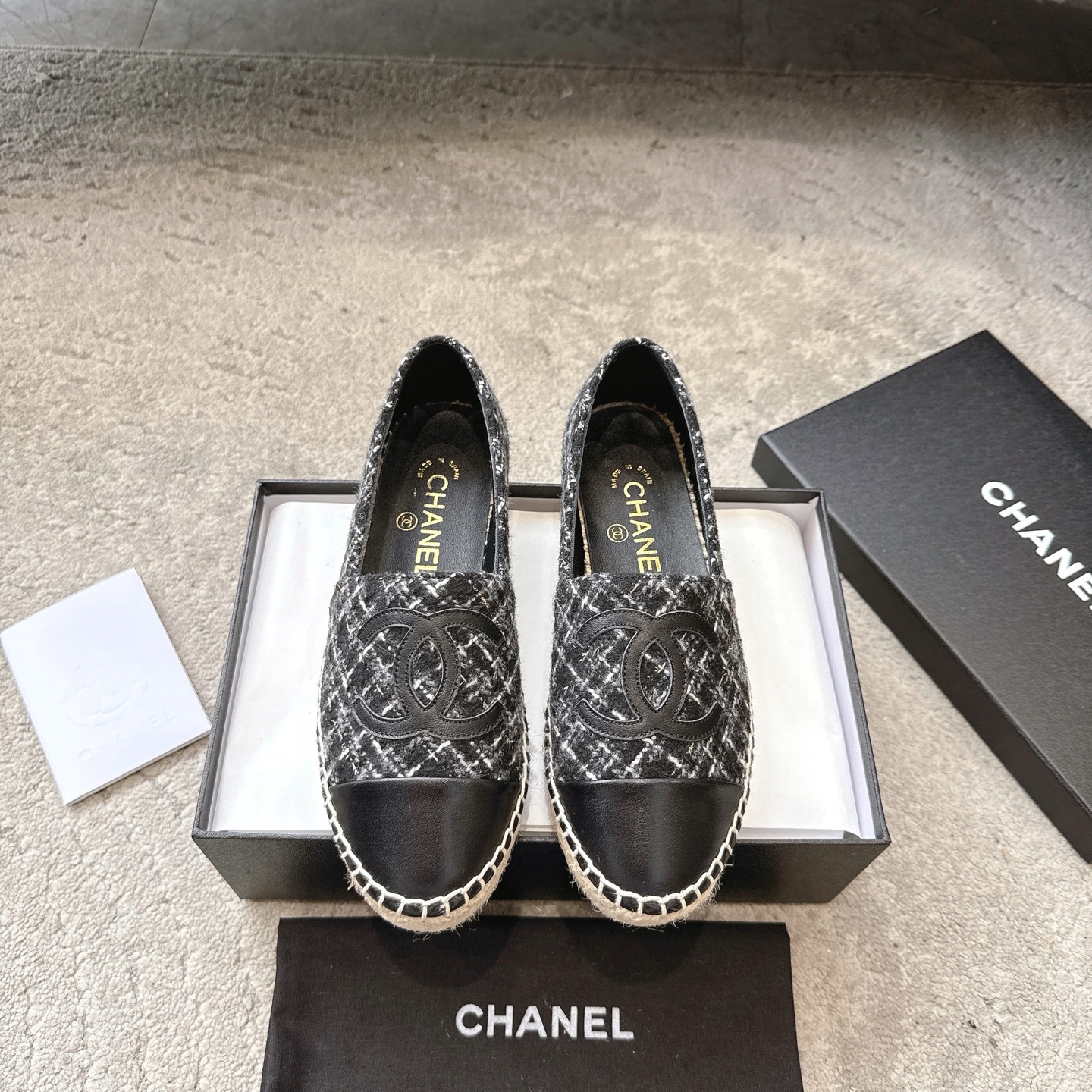 CHANEL рыбацкія туфлі класічныя спалучэнне тканіны і скуры імпартная тканіна крамная авечая скура падыходзяць для дома і падарожжаў