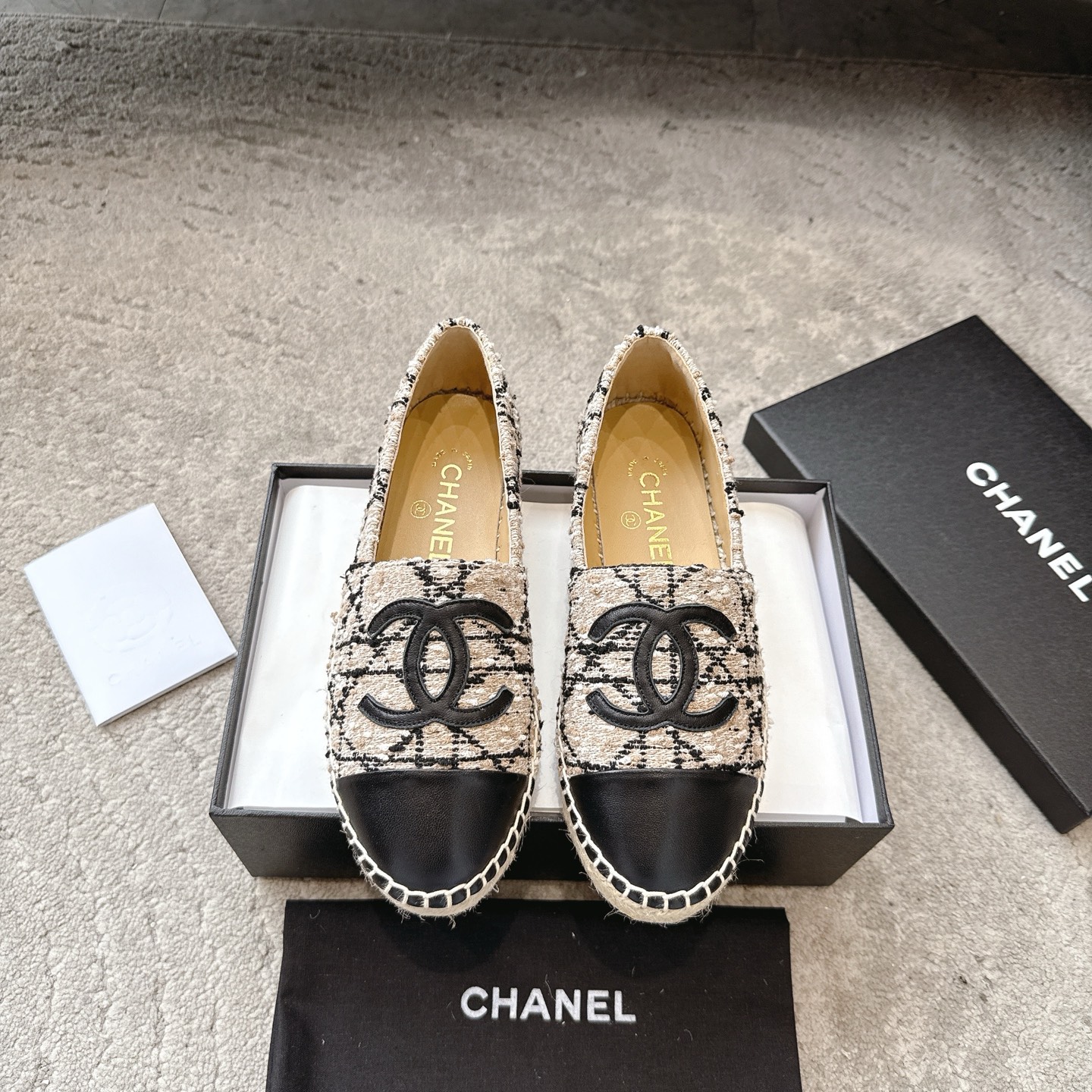 CHANEL рыбацкія туфлі класічныя спалучэнне тканіны і скуры імпартная тканіна крамная авечая скура падыходзяць для дома і падарожжаў
