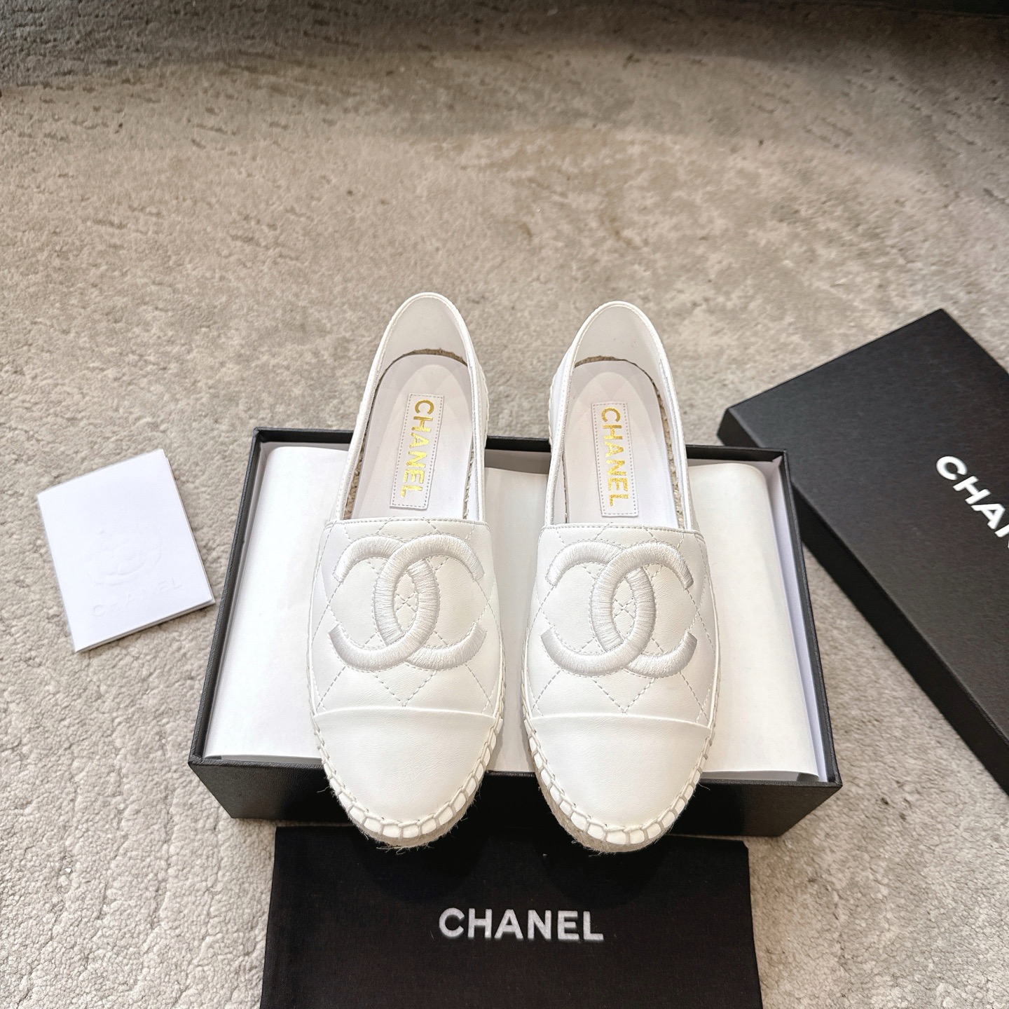 CHANEL рыбацкія туфлі класічныя спалучэнне тэкстылю і скуры імпартны тэкстыль скура ягняці з аддзела падарожжа і дом