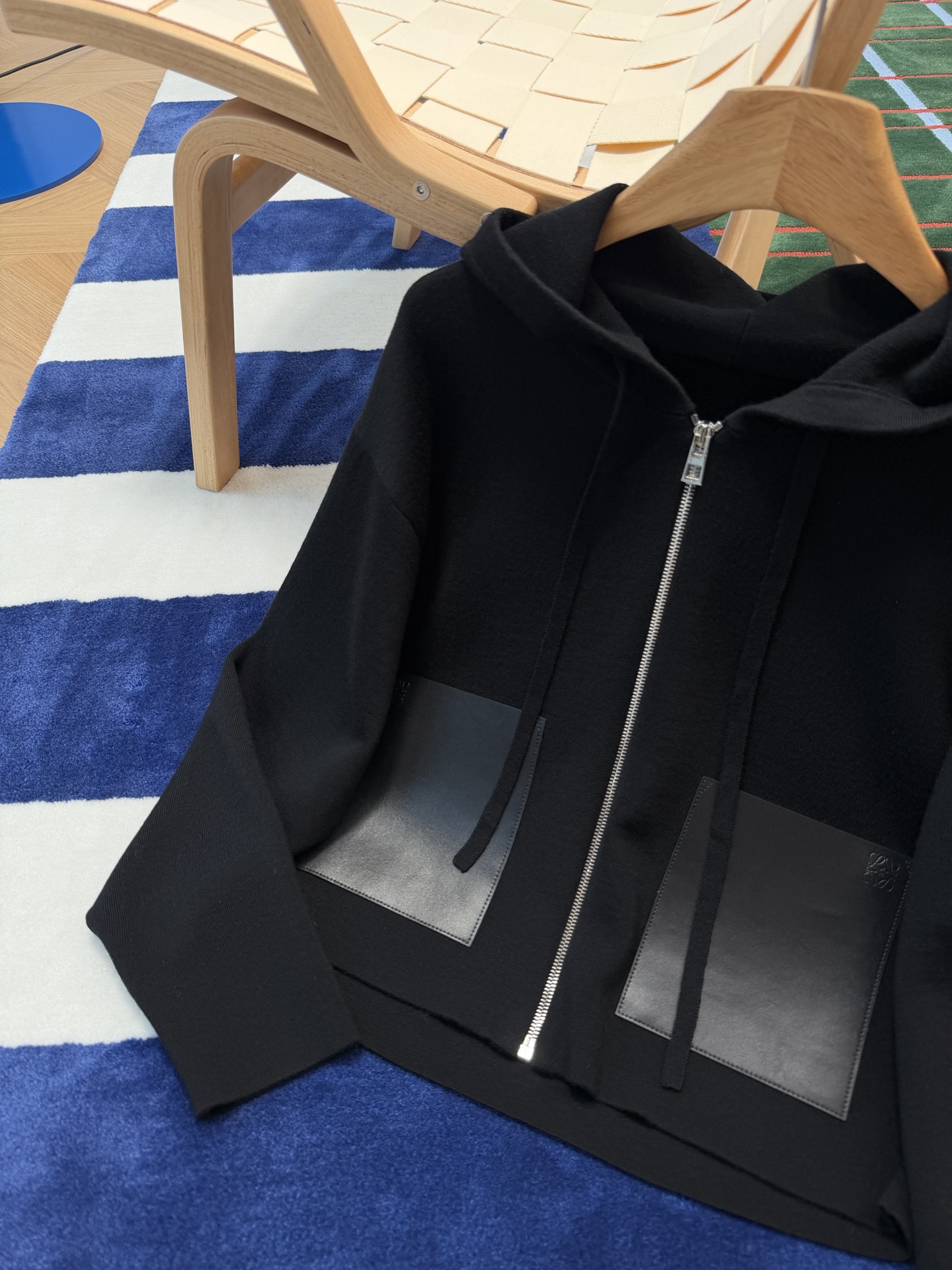 Luxury Knit Cardigan with Anagram Leather Pocket - Soft & Comfortable 4 i1765130169010 2181 0 2