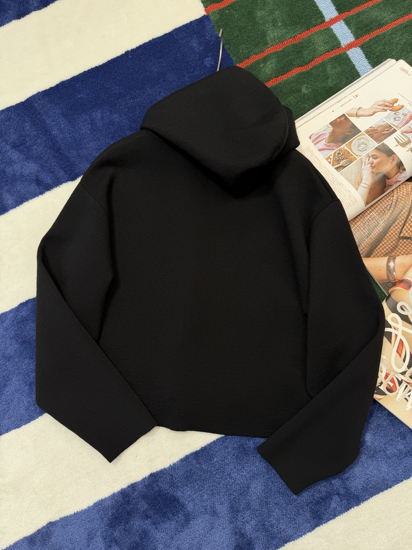 Luxury Knit Cardigan with Anagram Leather Pocket - Soft & Comfortable 7 i1765130179545 5553 0 5