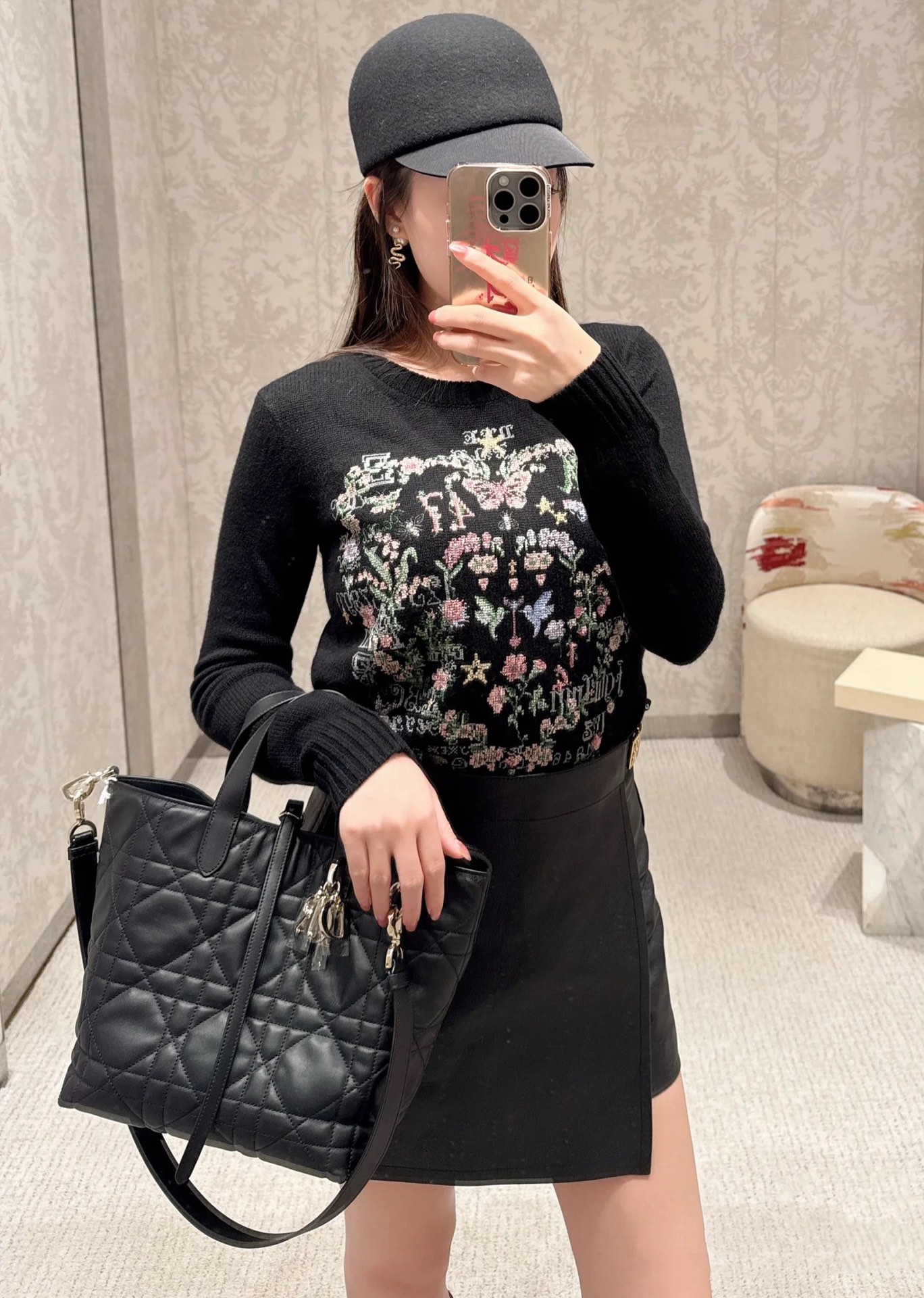 Dior Floral Embroidered Cashmere Top - Soft & Comfortable, Spring Collection 3 i1740039399 4443 6
