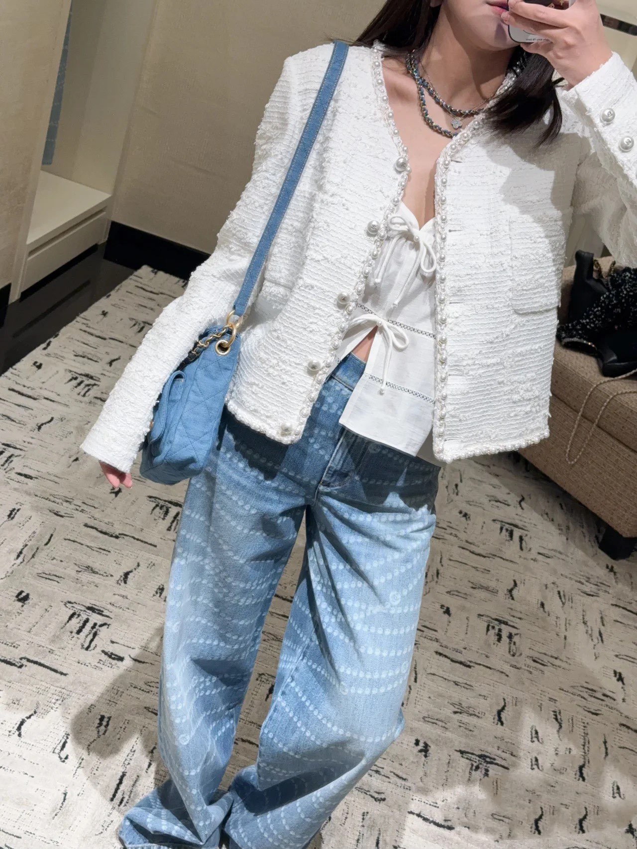 Elegant Tweed Pearl Jacket – Soft, High-Quality Outerwear for Women