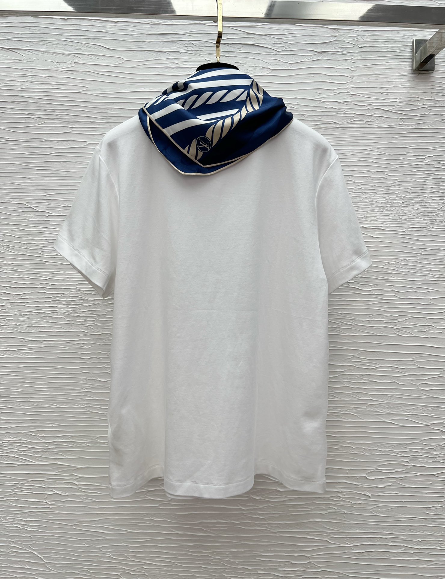 Louis Vuitton Nautical Scarf Tee - Elegant Silk Accent, Comfortable Fit 6 i1746605084 227 8