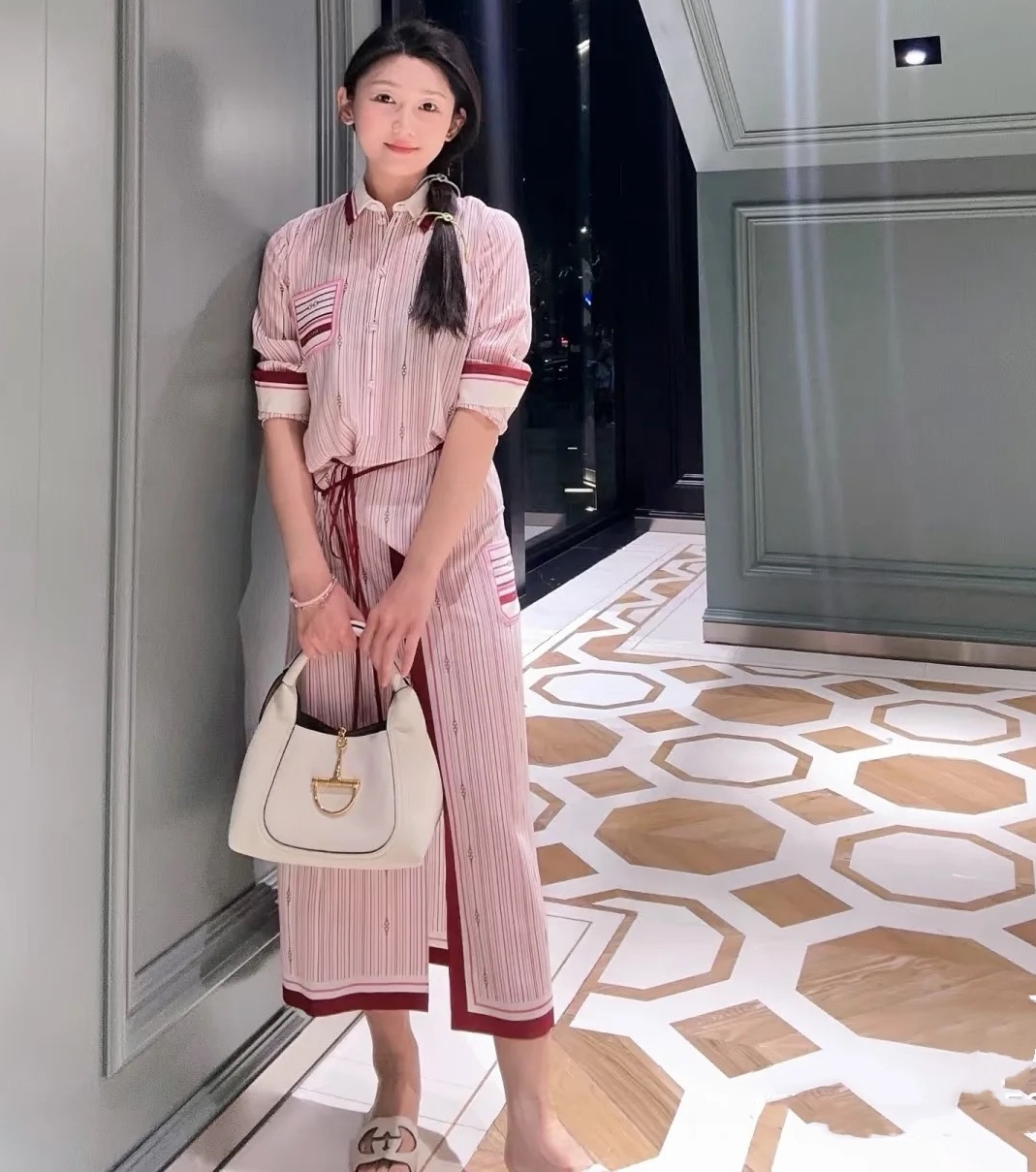 Elegant Women's Silk Shirt and Skirt Set - Spring/Summer Collection 7 i1746948499 1930 3