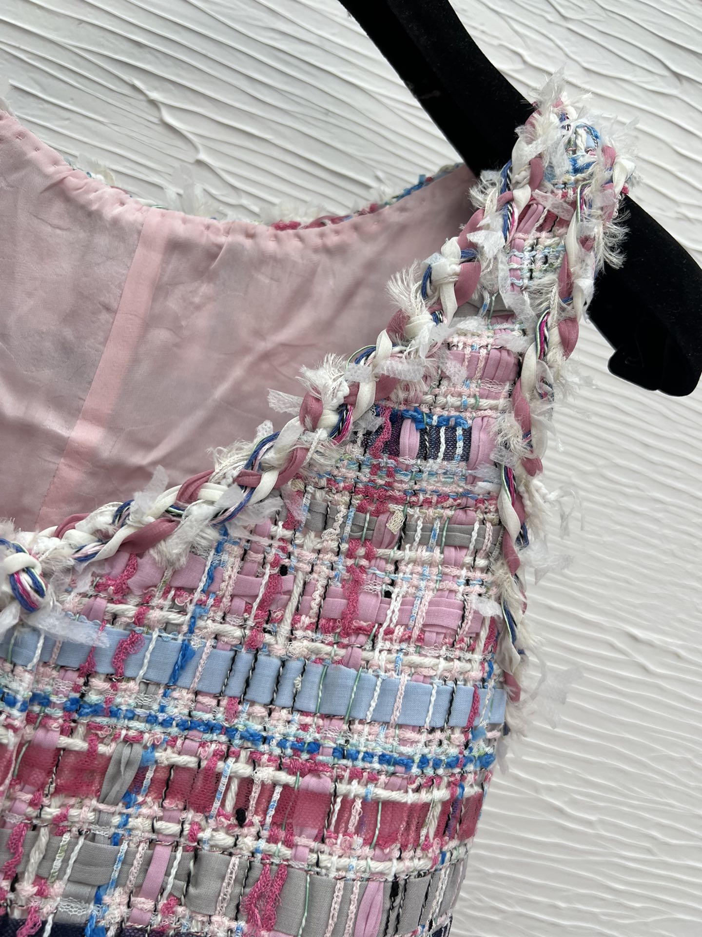 Elegant Tweed Vest Dress with Silk Lining - Chic Spring/Summer Collection 9 i1747294379 3264 7