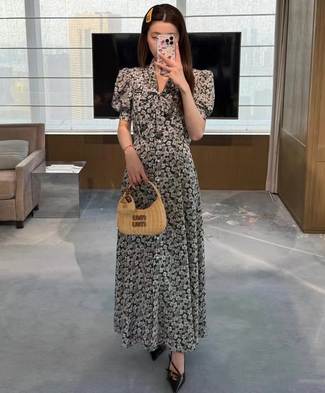 Miu Floral Print Silk Dress - Elegant & Lightweight Summer Maxi Dress 3 i1749638234 8769 5