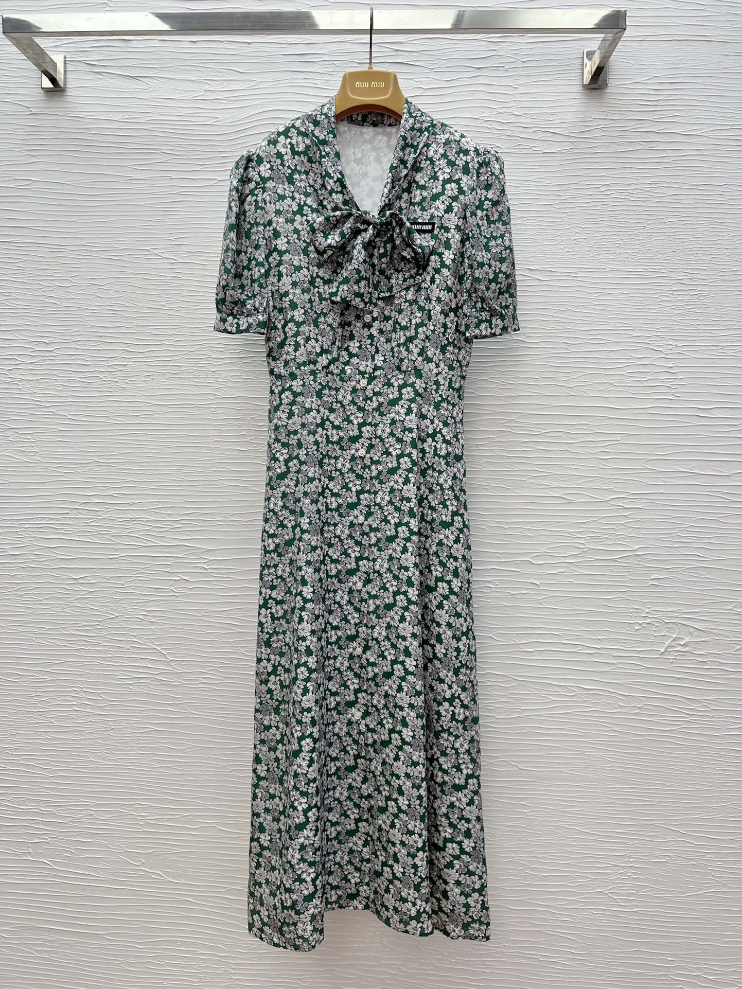 Miu Floral Print Silk Dress - Elegant & Lightweight Summer Maxi Dress 9 i1749638243 4511 0