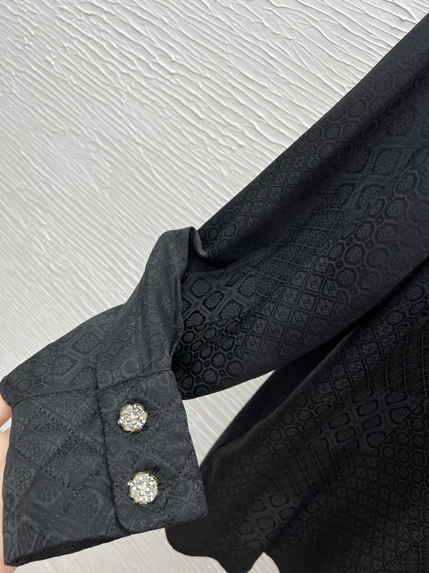 CHANe Women's Jacquard Silk Shirt - Elegant & High-Quality 7 i1754381906 1341 5