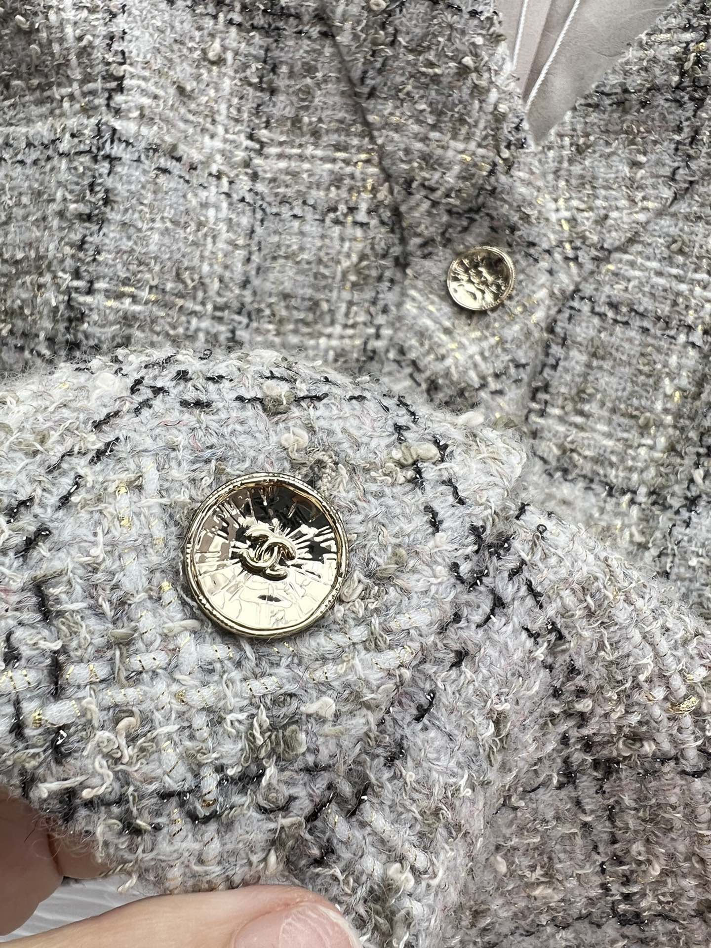 Elegant Tweed Jacket with Silk Lining & Gold Buttons - Inspired by CHAN*25 7 i1755588767 4263 8