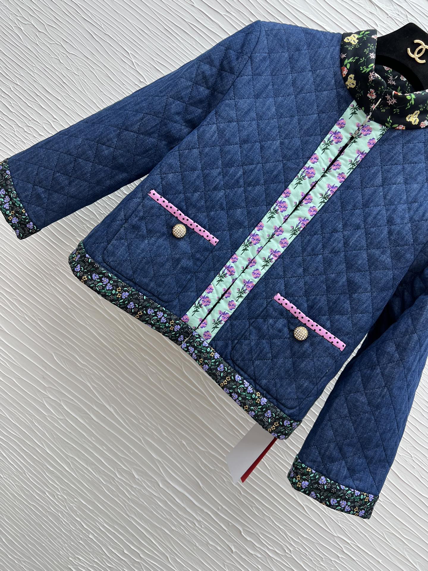 VT Denim Patchwork Padded Jacket - Fashionable & Youthful Winter Essential 8 i1755771450 5170 7