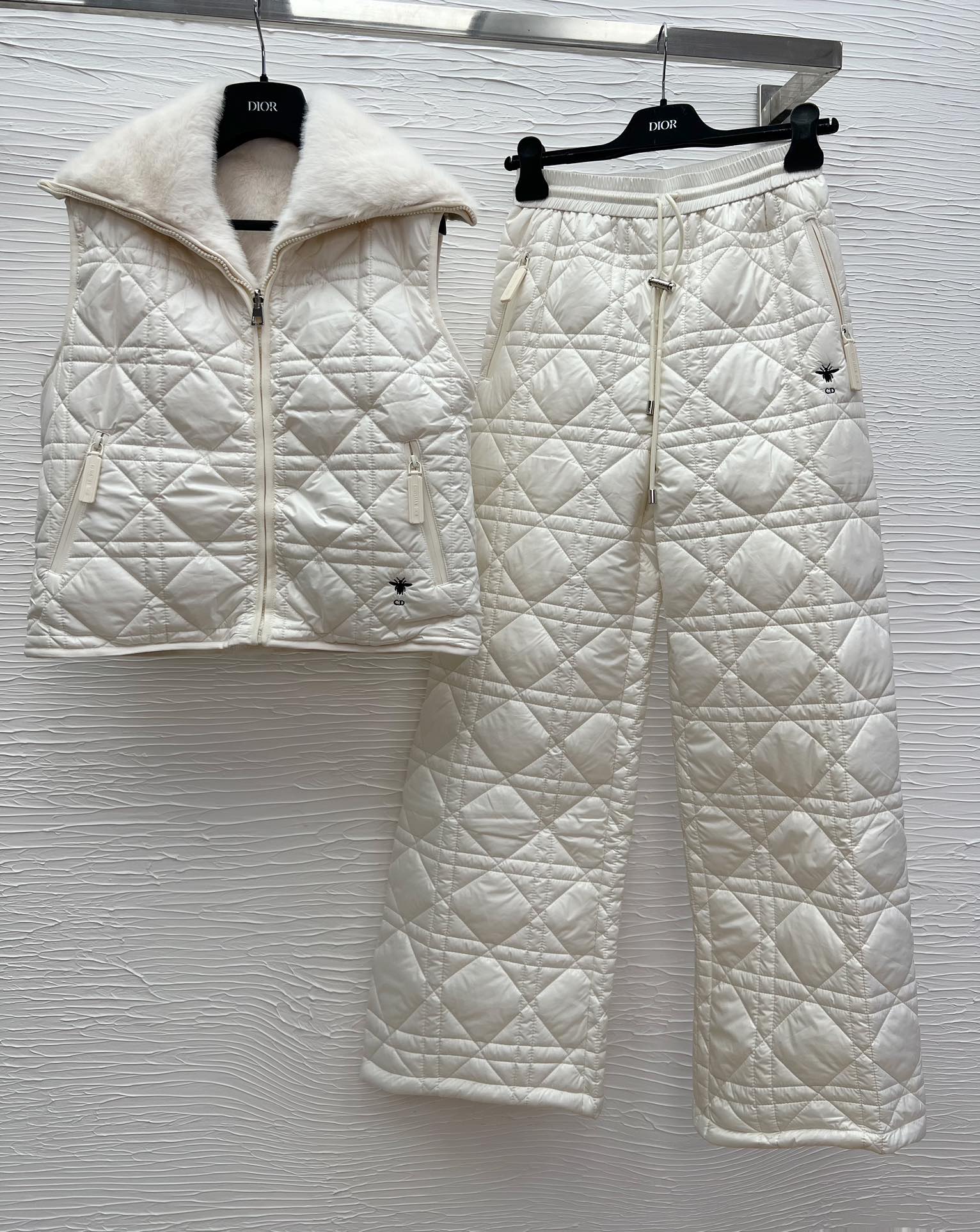 Classic Diamond Lattice Vest & Wide-Leg Pants Set 5 i1756798745 4202 9