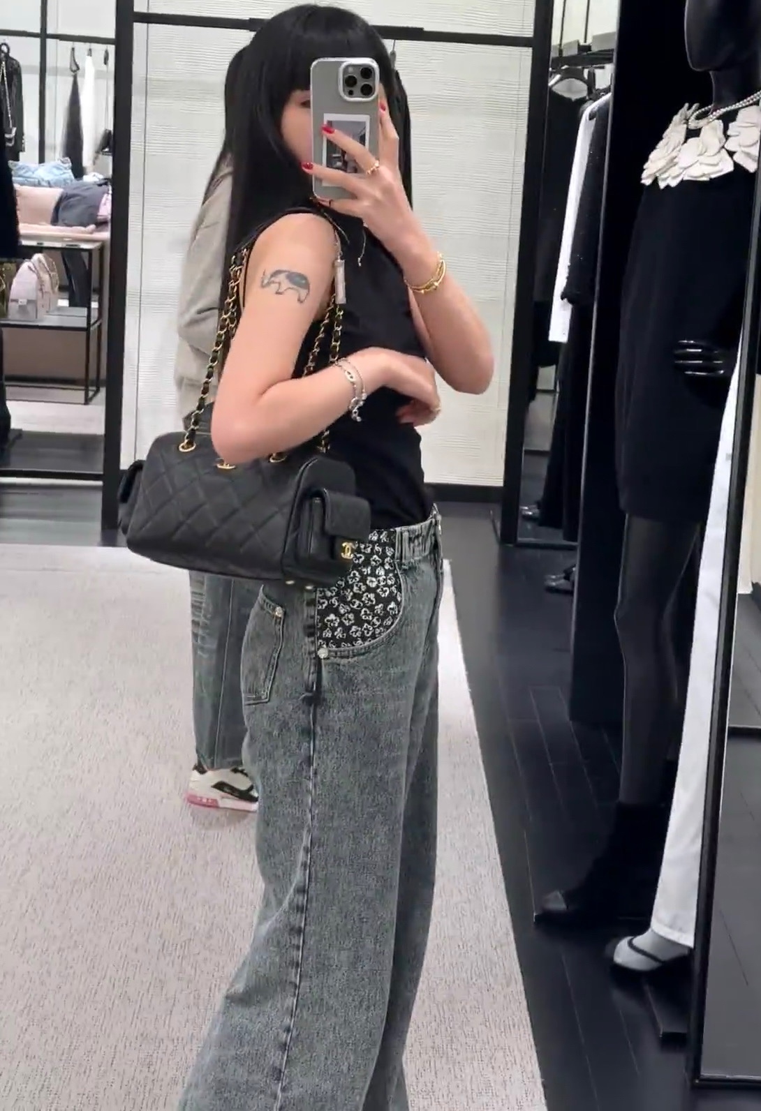 Floral Print Wide Leg Jeans - Comfortable Denim Cotton, Silver Buckle Detail 4 i1758277525 1173 4