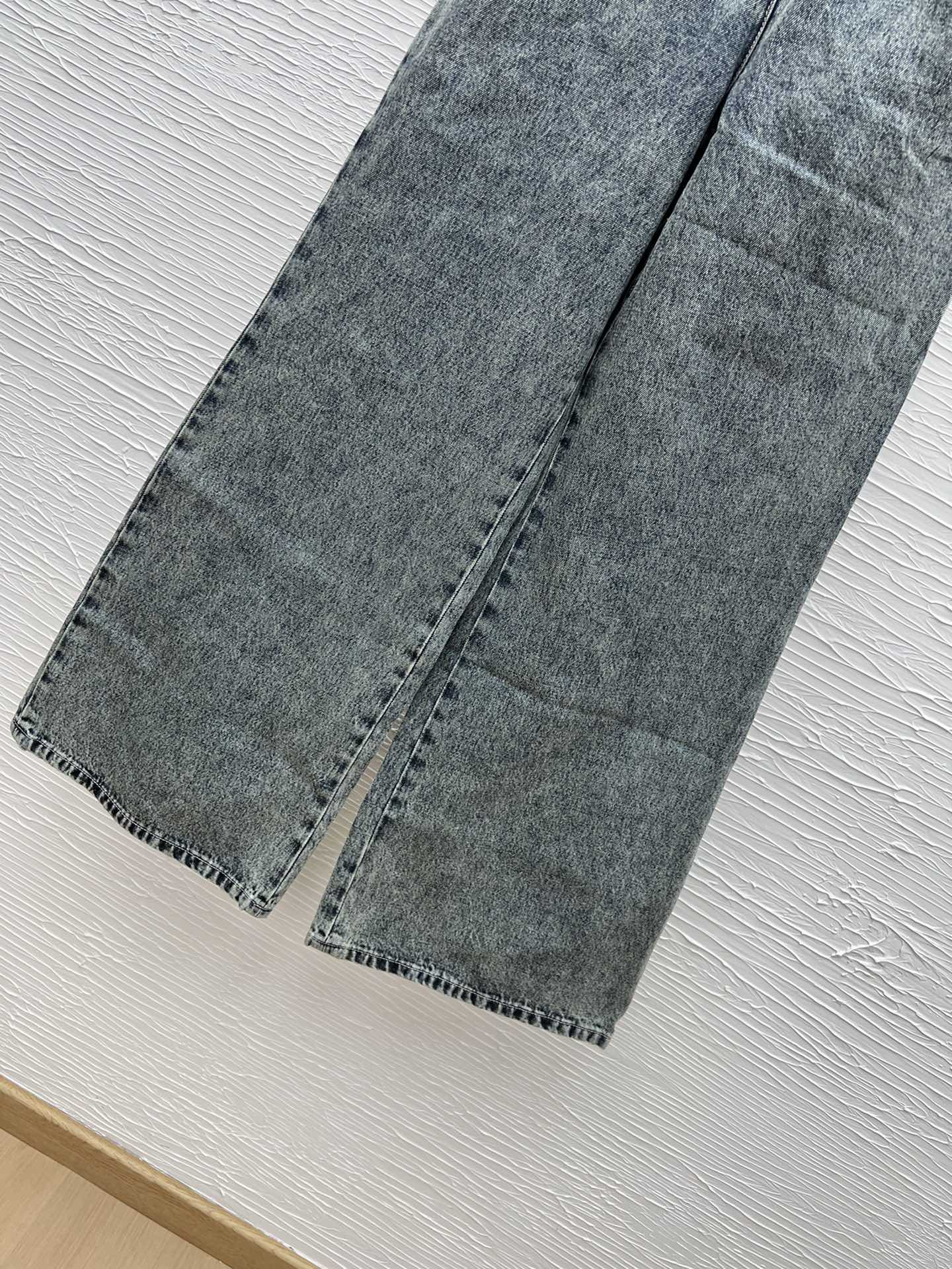 Floral Print Wide Leg Jeans - Comfortable Denim Cotton, Silver Buckle Detail 8 i1758277525 8201 3