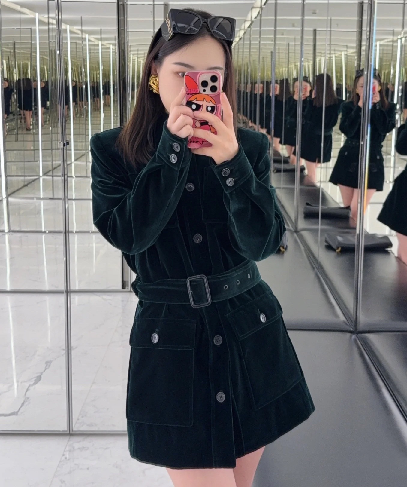 Yves Saint Laurent Velvet Jacket - Autumn/Winter 2025 Collection 2 i1758878351 5038 2