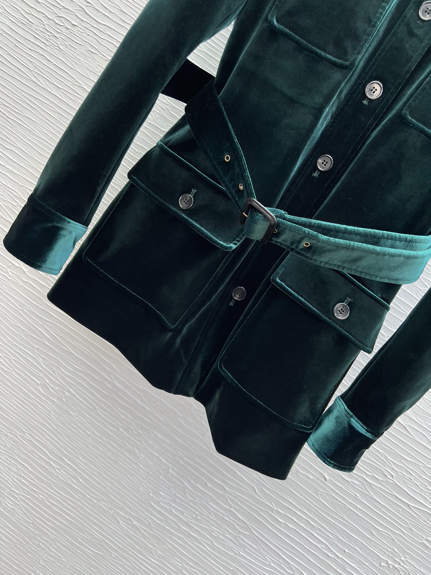 Yves Saint Laurent Velvet Jacket - Autumn/Winter 2025 Collection 8 i1758878352 354 6